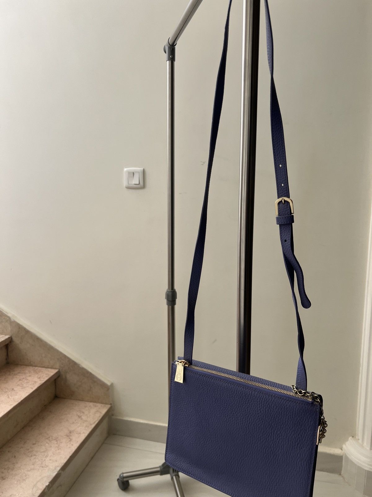 Aigner Aigner Lavender Leather shoulder bag Size ONE SIZE - 8 Thumbnail