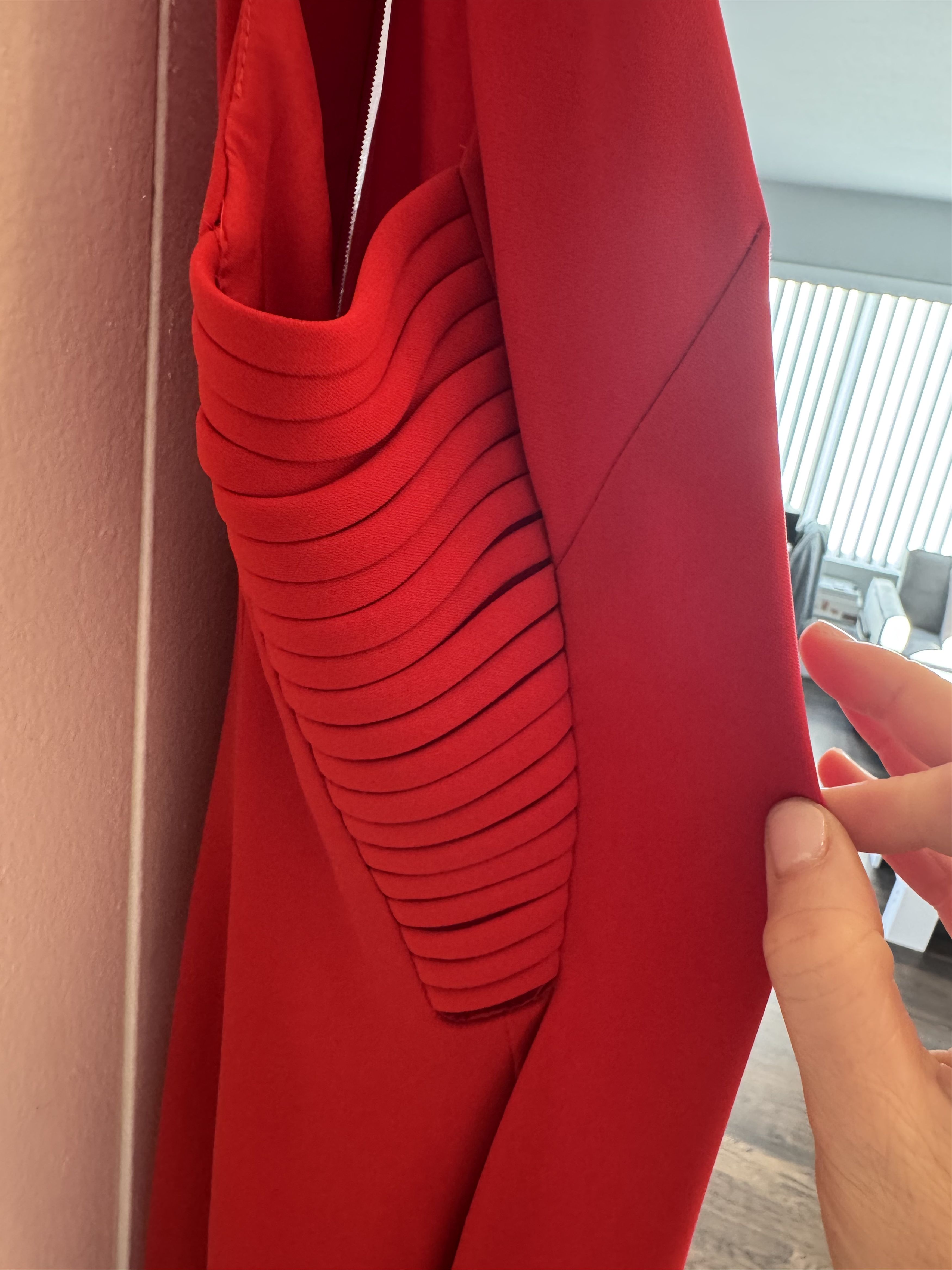 Badgley Mischka Badgley Mischka Collection red halter evening gown. Size XS / US 0-2 / IT 36-38 - 10 Thumbnail