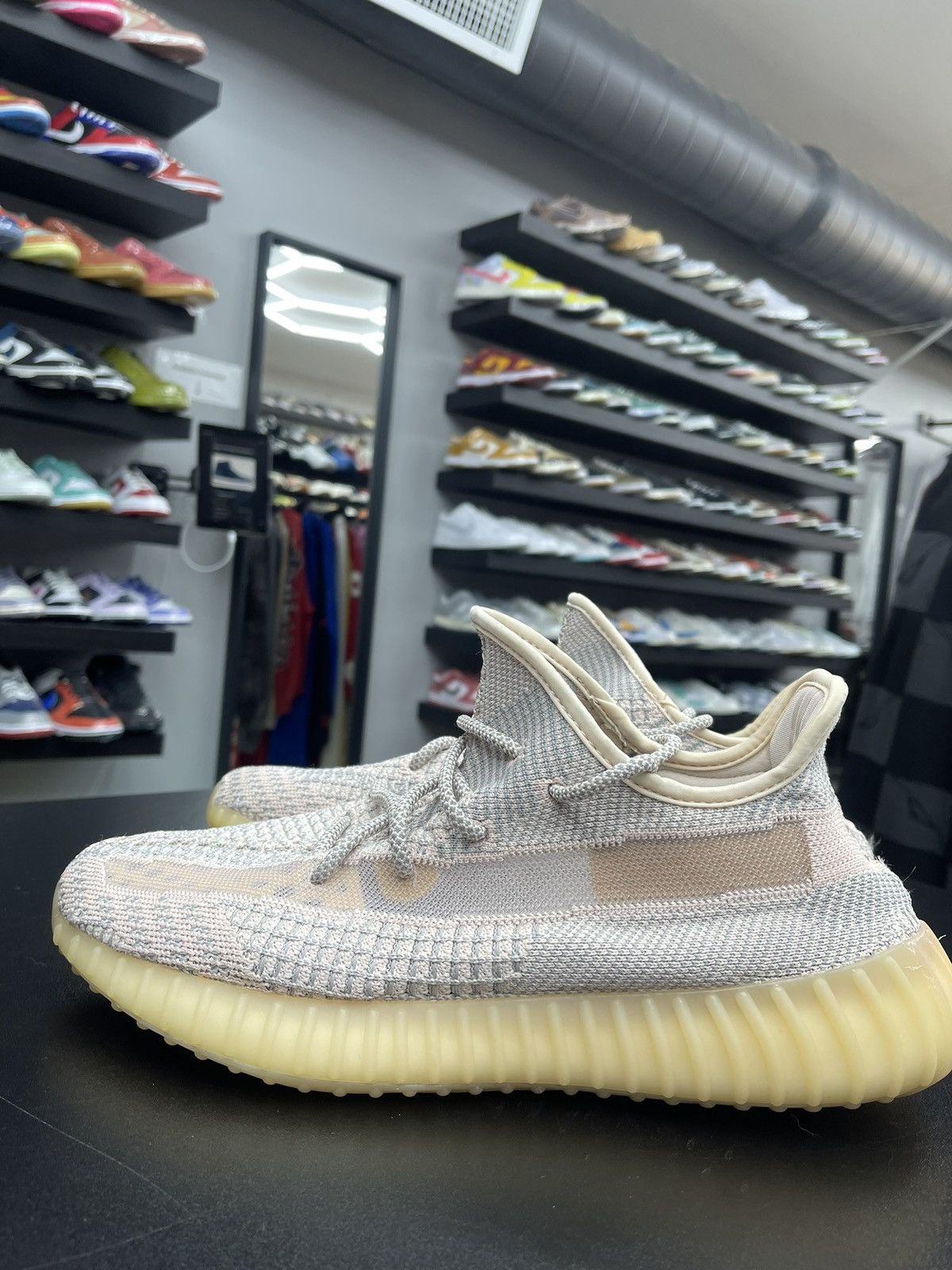 Adidas Size 11 - Adidas Yeezy Boost 350 Synth Size US 11 / EU 44 - 1 Thumbnail