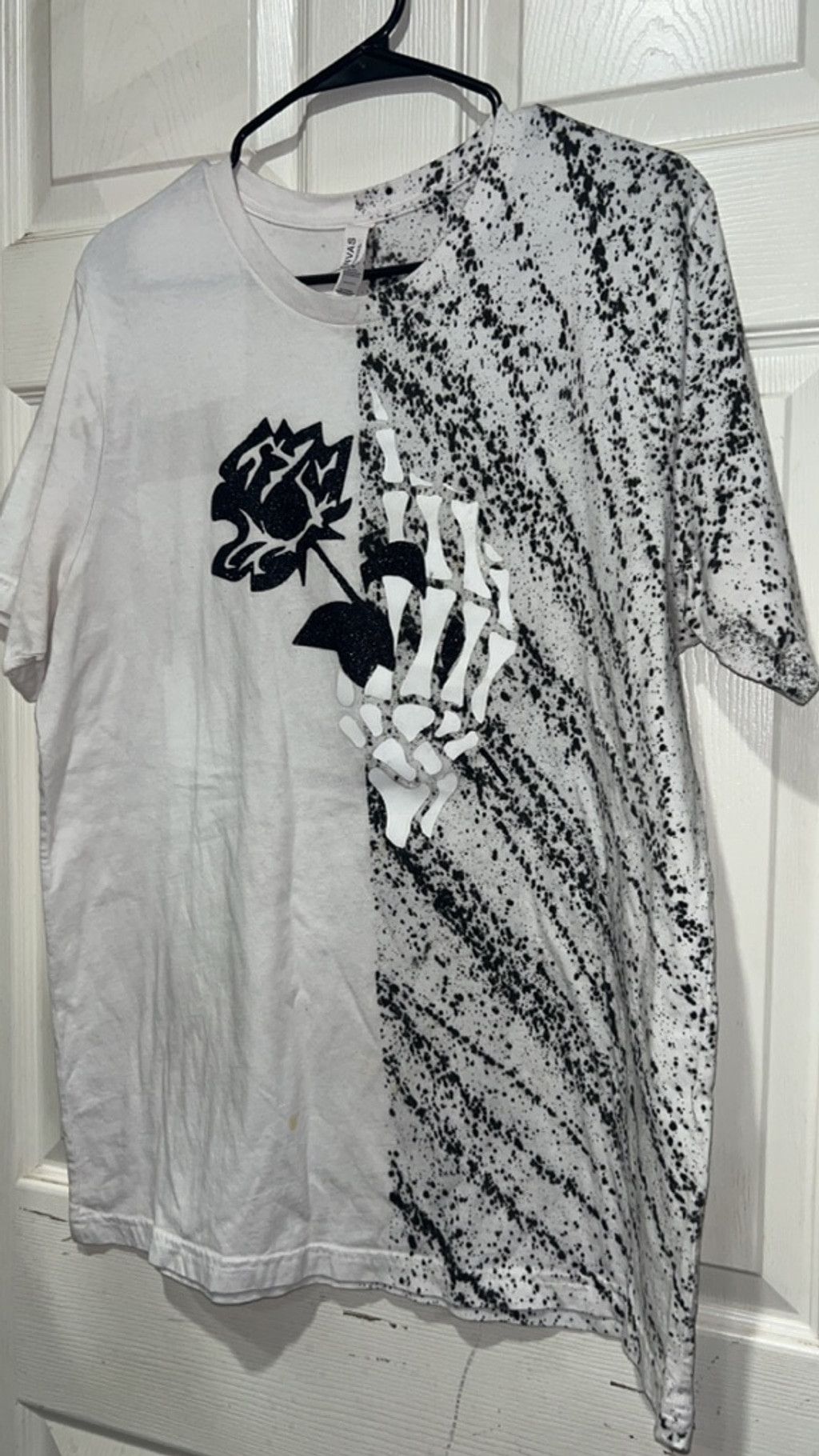 Other Women's Bella Canvas Short Sleeve Tee XL White Black Skeleto Size XL / US 12-14 / IT 48-50 - 2 Thumbnail