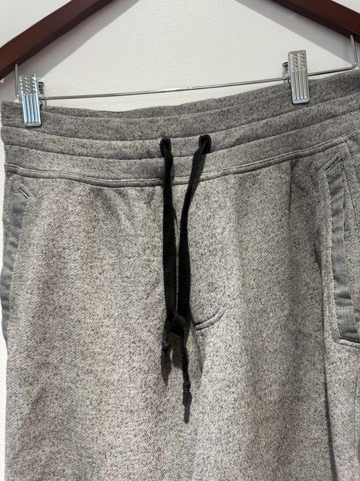 Lululemon Lululemon pants joggers Size US 31 - 2 Thumbnail