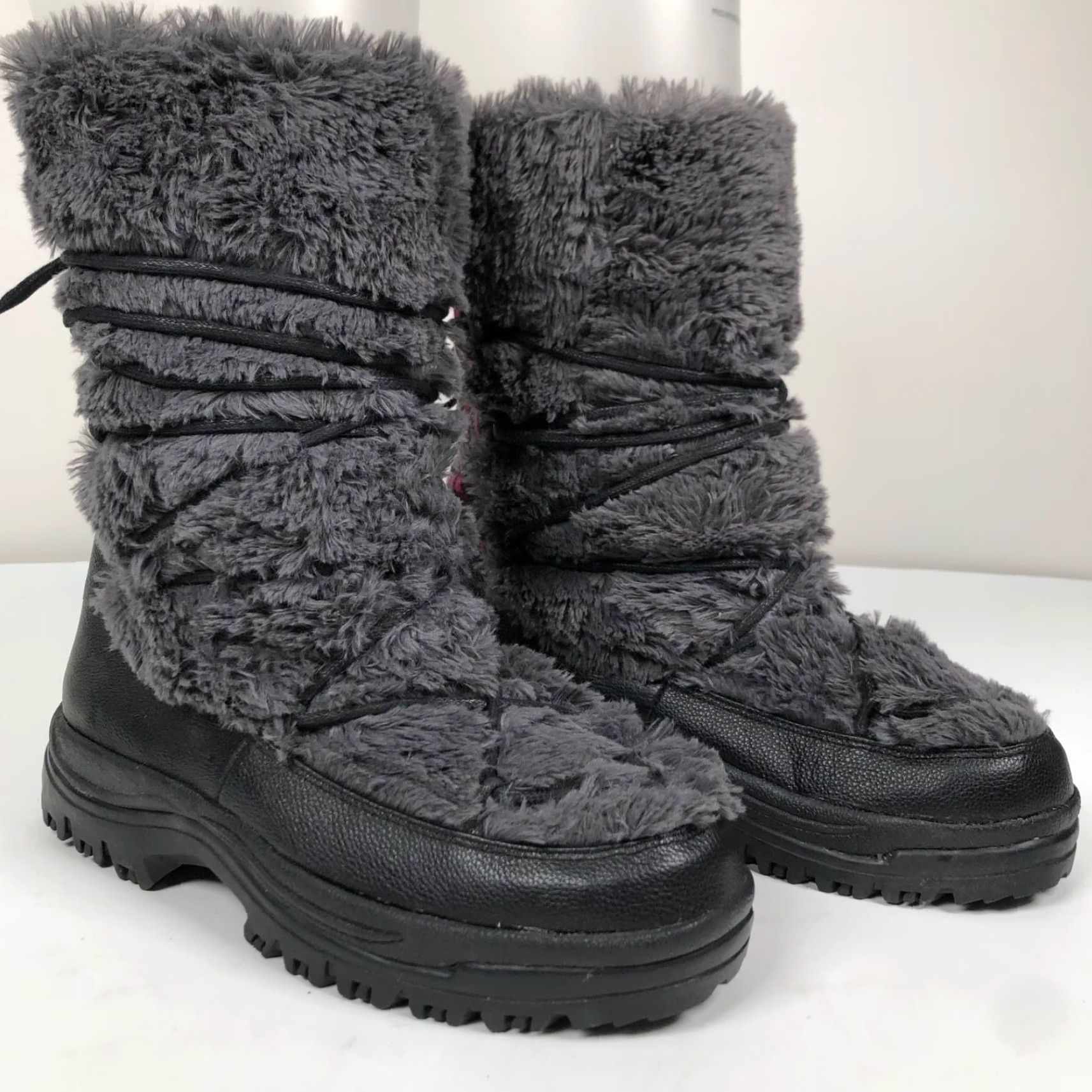 Vintage Muk Luks Womens Snow Boot Gray Plaid Fur Trim Fleece Lined Mid-Calf High Pile Faux Fur Flannel Lightweight Casual Winter 10 M Boots Mens? Size L / US 10 / IT 46 - 2 Thumbnail