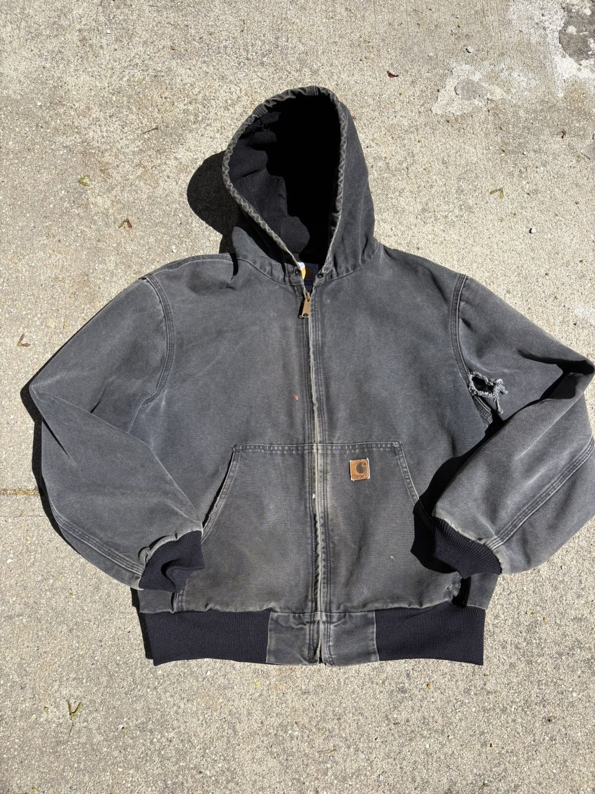 Supreme Vintage Carhartt Active Jacket, Faded Black Size US L / EU 52-54 / 3 - 3 Thumbnail