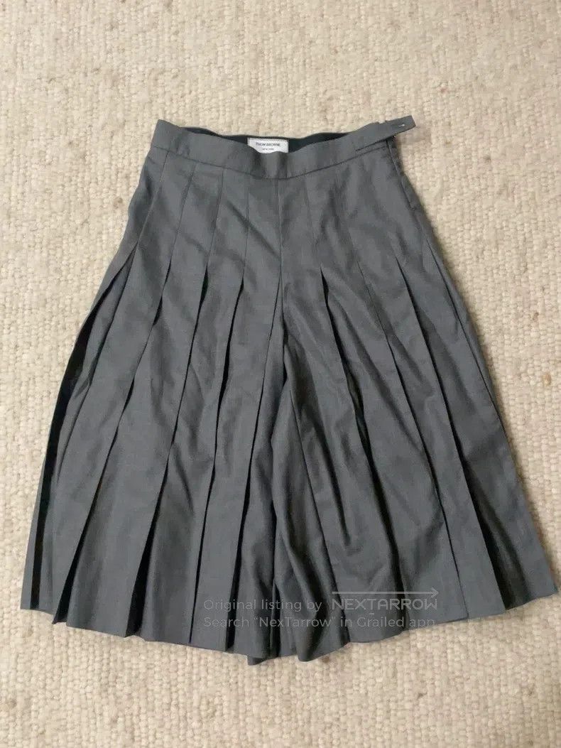 Thom Browne Thom Browne pantskirt Size 25" / US 0 / IT 36 - 1 Thumbnail