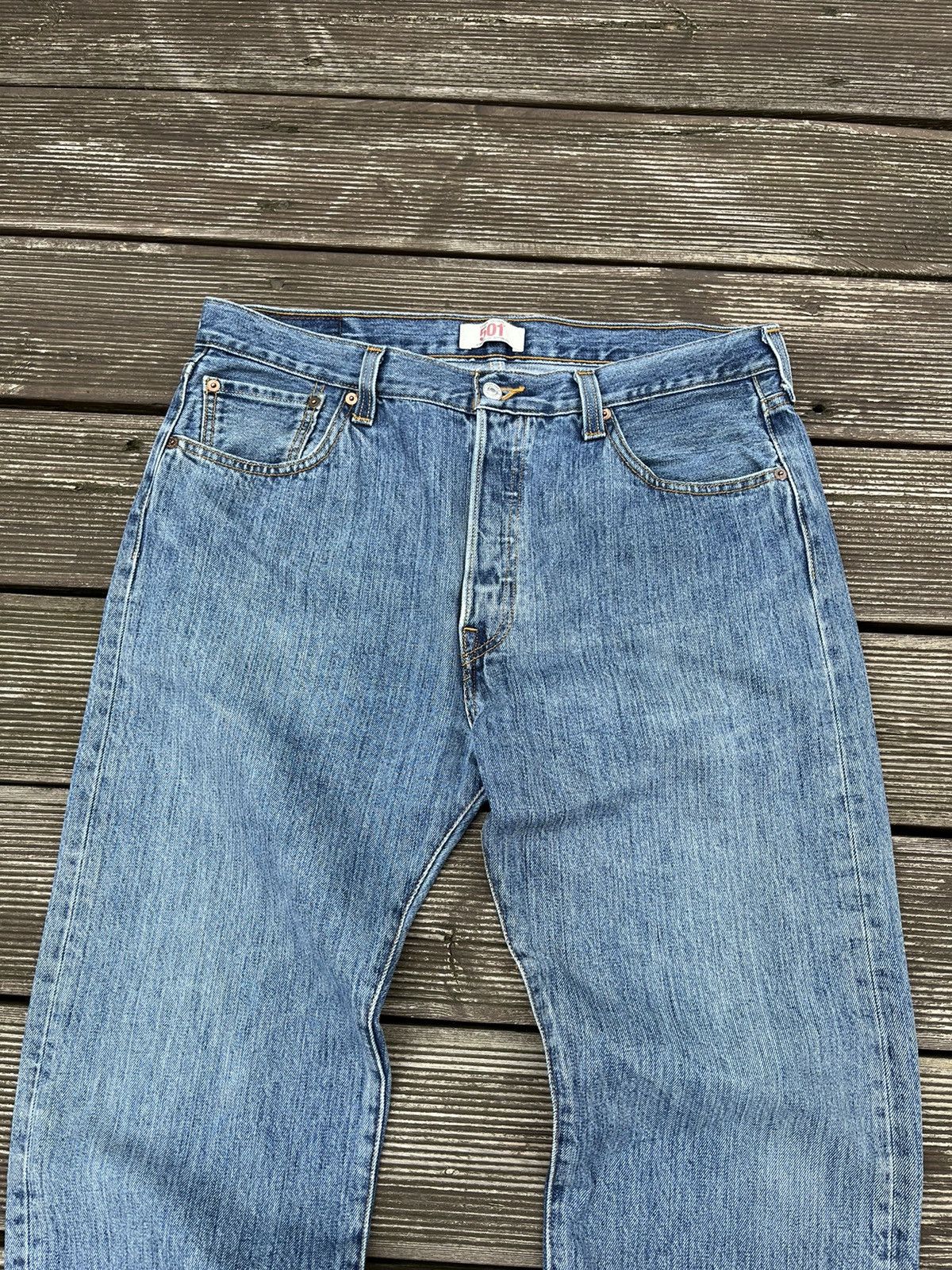 Levi's Vintage 90s Levis 501 Baby Blue Classic Jeans Pants 36x32 Size US 36 / EU 52 - 4 Thumbnail
