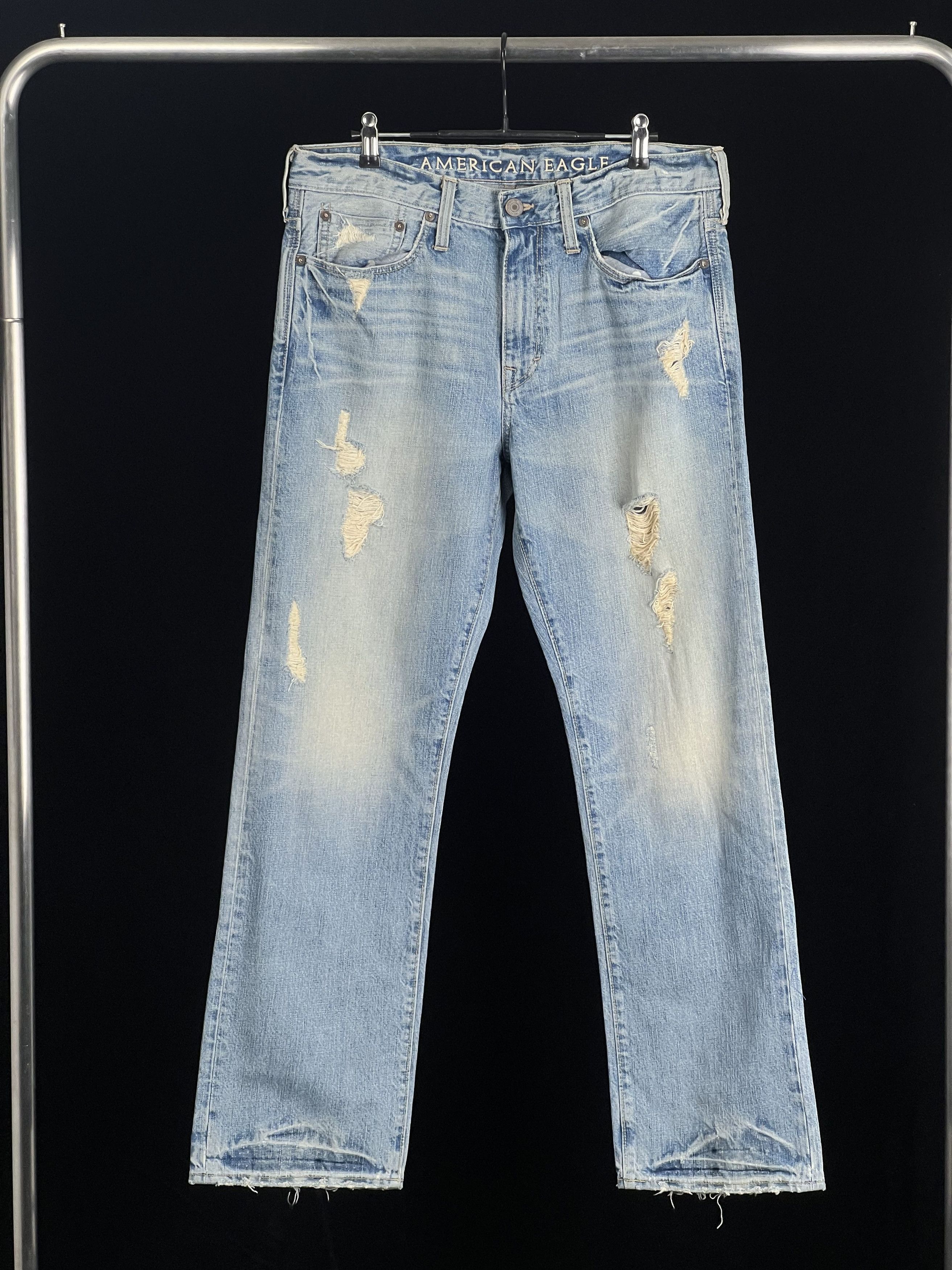 American Eagle Outfitters Light Wash Bootcut Jeans Jambe Semi-evasee Denim Size US 32 / EU 48 - 1 Thumbnail