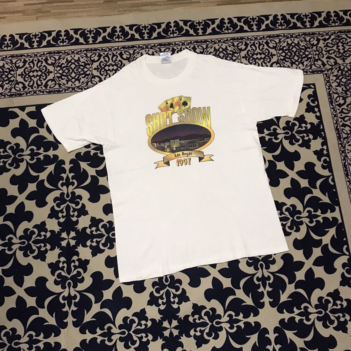 Vintage VINTAGE Y2K SHOT SHOW LAS VEGAS CASINO ROYALS 90s RARE TEE Size US L / EU 52-54 / 3 - 1 Thumbnail