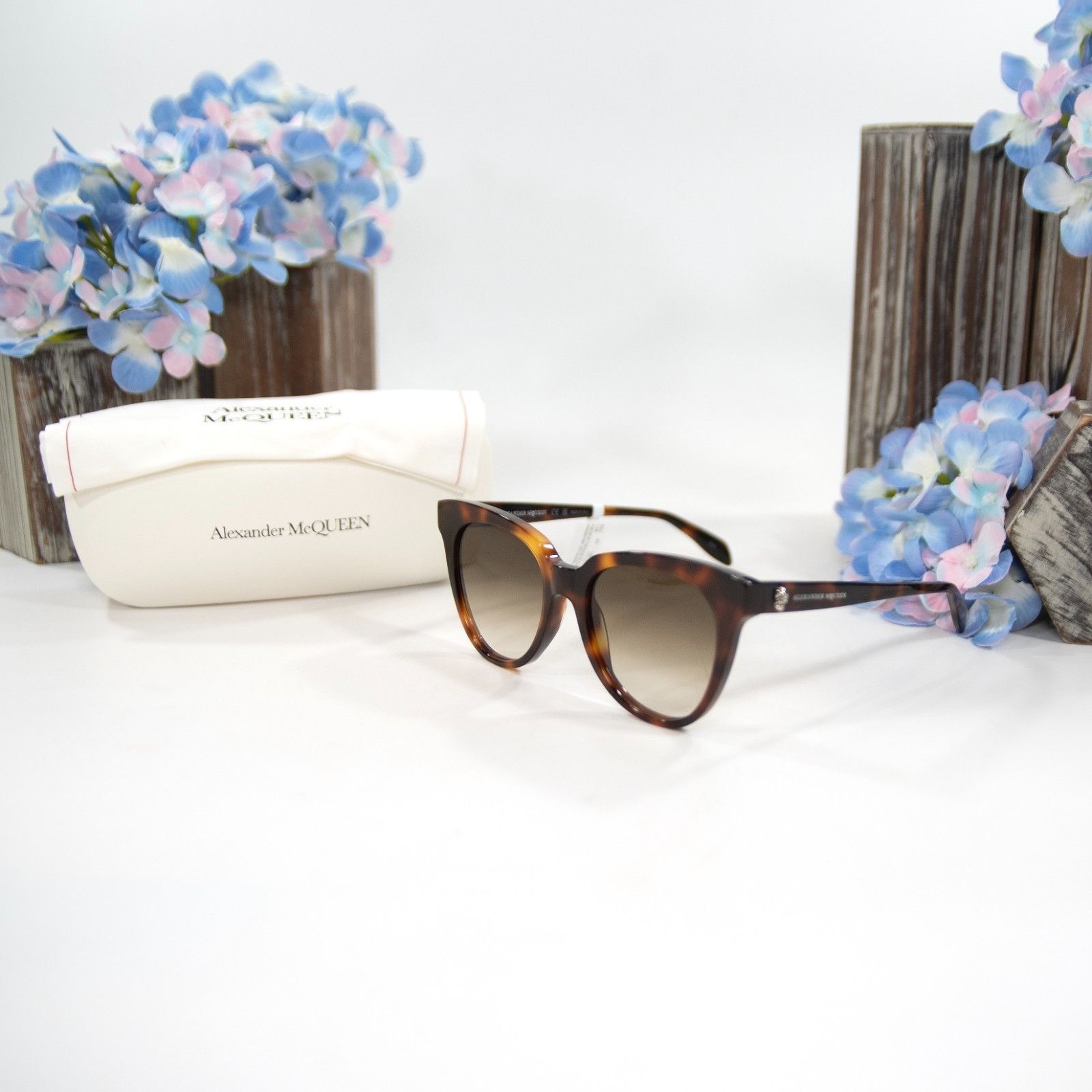 Alexander McQueen Alexander McQueen 3D Skull Tortoise Logo Havana Acrylic Sung Size ONE SIZE - 1 Thumbnail