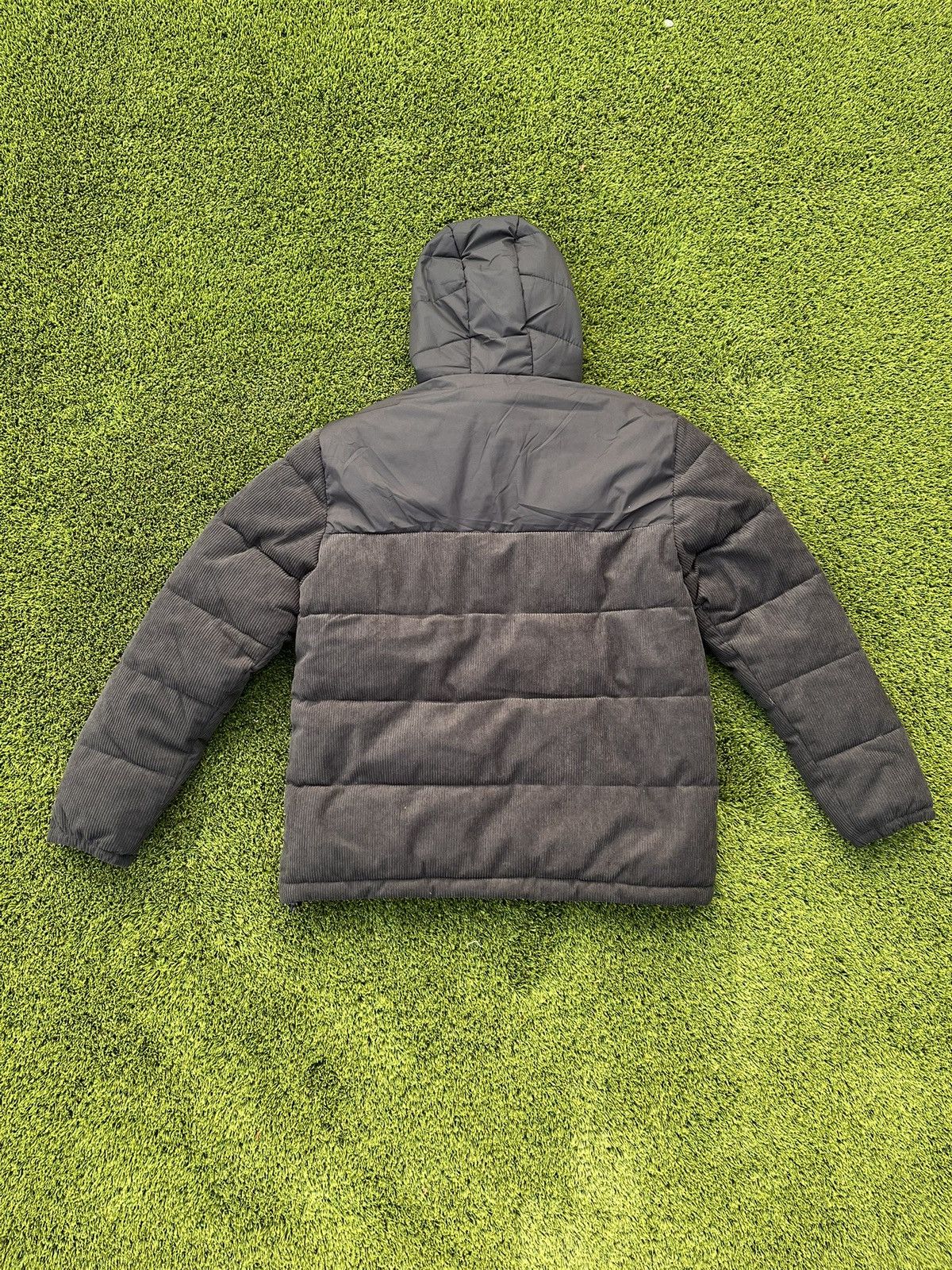 New Balance New Balance Corduroy Puffer Jacket Size US M / EU 48-50 / 2 - 2 Thumbnail