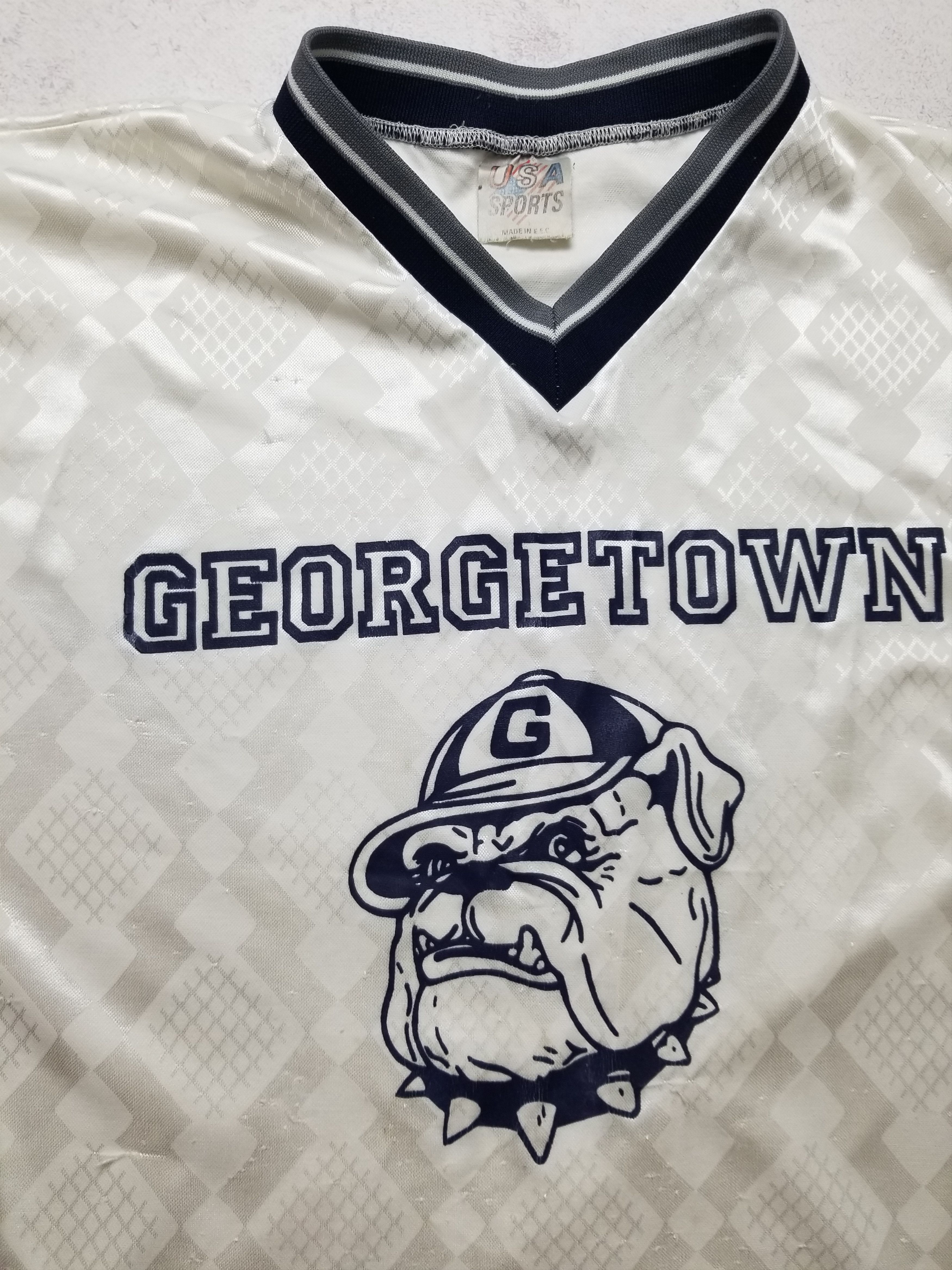 Other UK Vintage Georgetown Hoyas Jersey Shirt Bulldog Logo Size US M / EU 48-50 / 2 - 14 Thumbnail