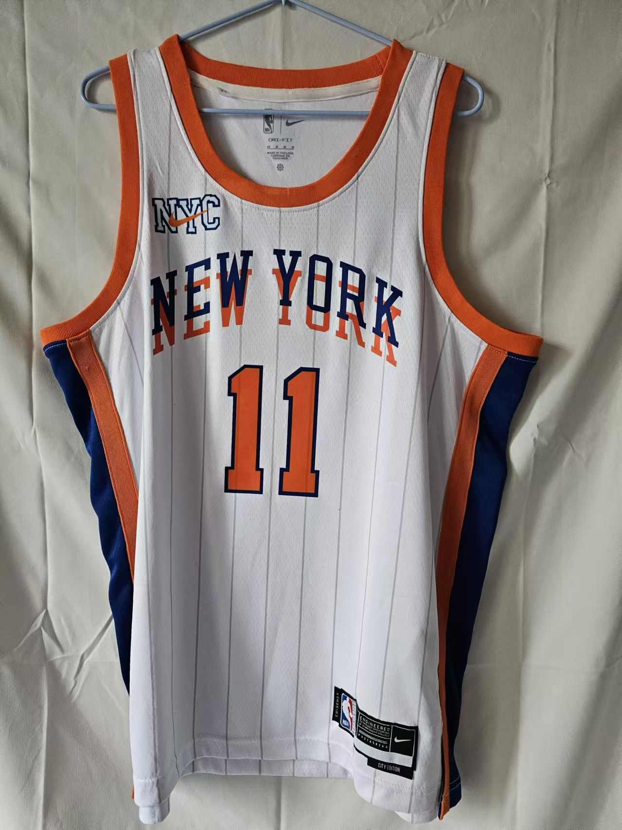 NBA New York Knicks #11 Jalen Brunson Jersey Size US XXL / EU 58 / 5 - 2 Thumbnail