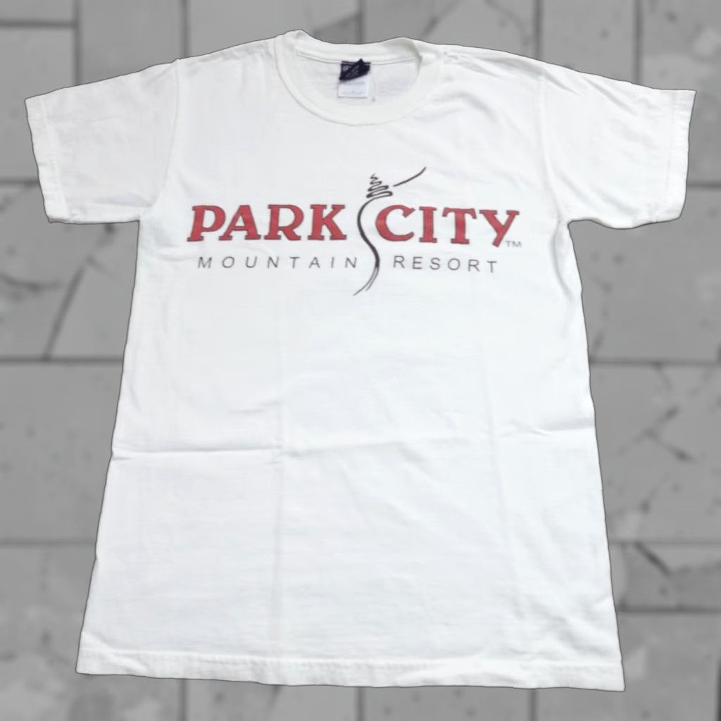 Vintage VINTAGE Park City Shirt S White Cotton Graphic Print Crew Neck Men Short Sleeve Size US S / EU 44-46 / 1 - 1 Thumbnail