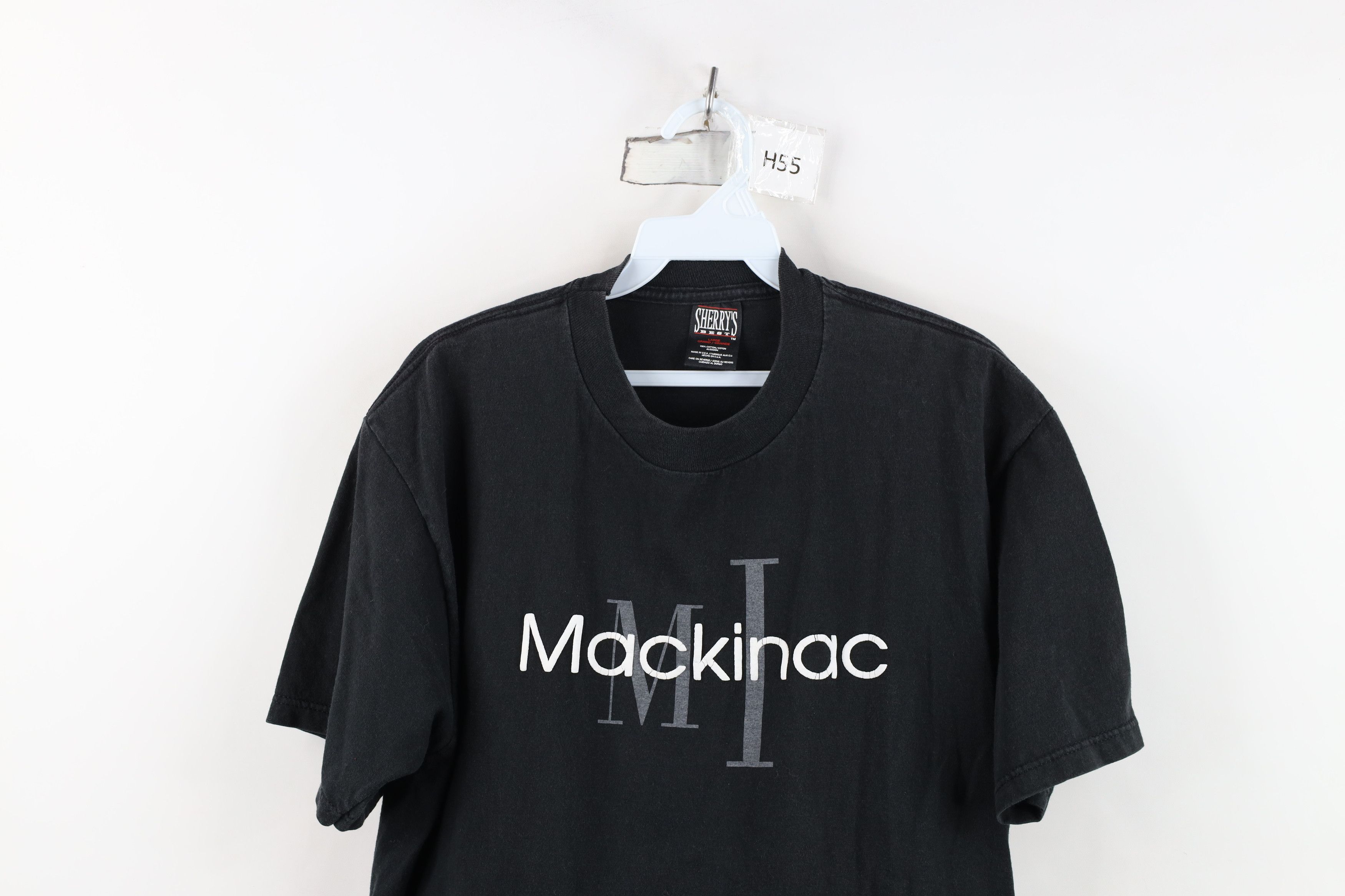 Vintage Vintage 90s Spell Mackinac Michigan T-Shirt Black Cotton USA Size US L / EU 52-54 / 3 - 2 Thumbnail