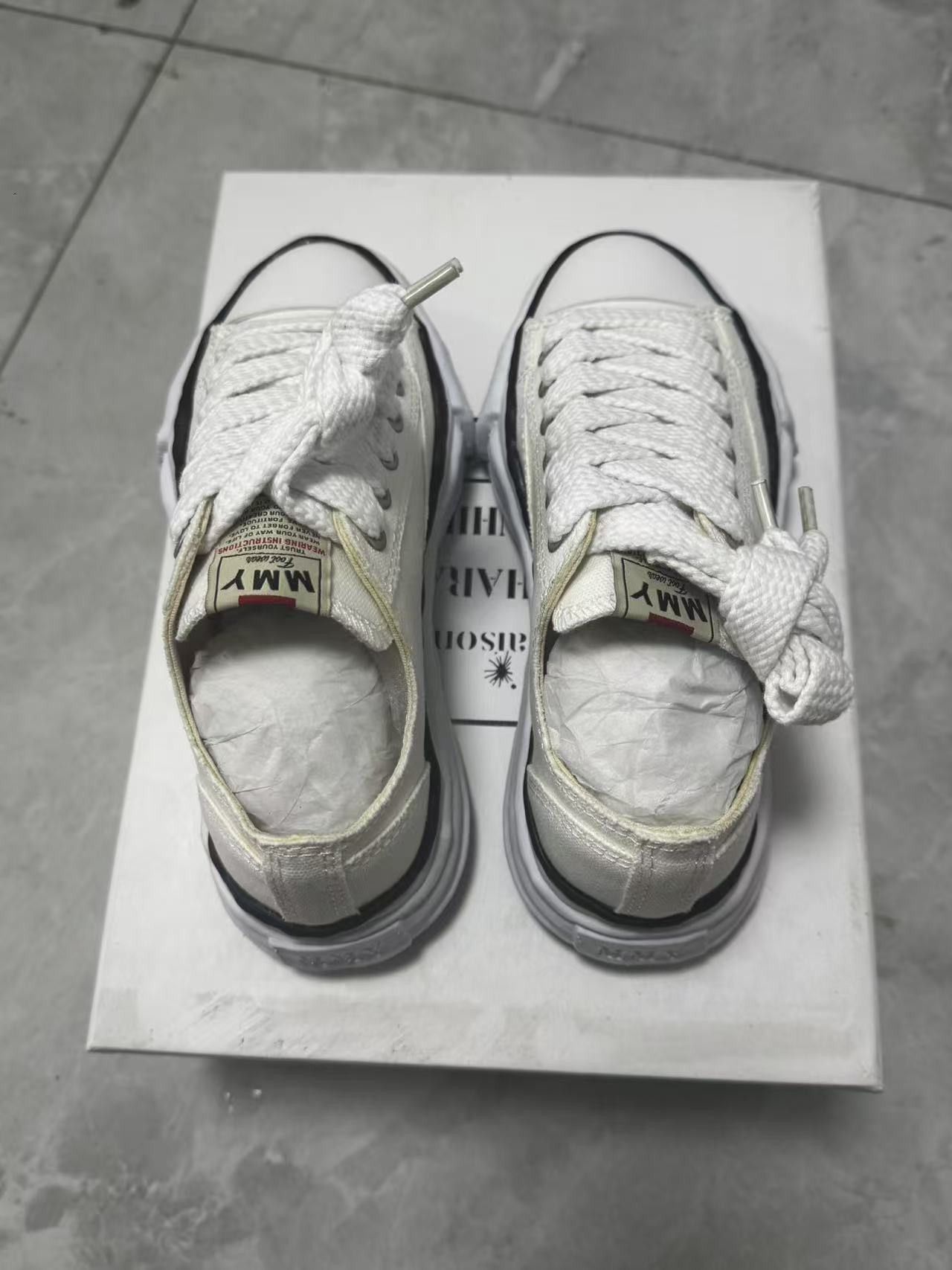 Maison MIHARA YASUHIRO Maison MIHARA YASUHIRO Low-top Sneakers Size US 6 / IT 36 - 1 Thumbnail