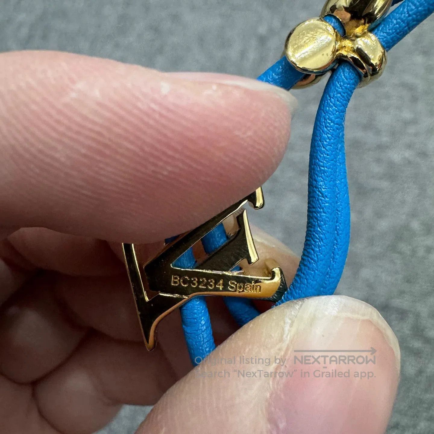 Louis Vuitton Louis Vuitton LV Bloom Bracelet. Size ONE SIZE - 5 Thumbnail