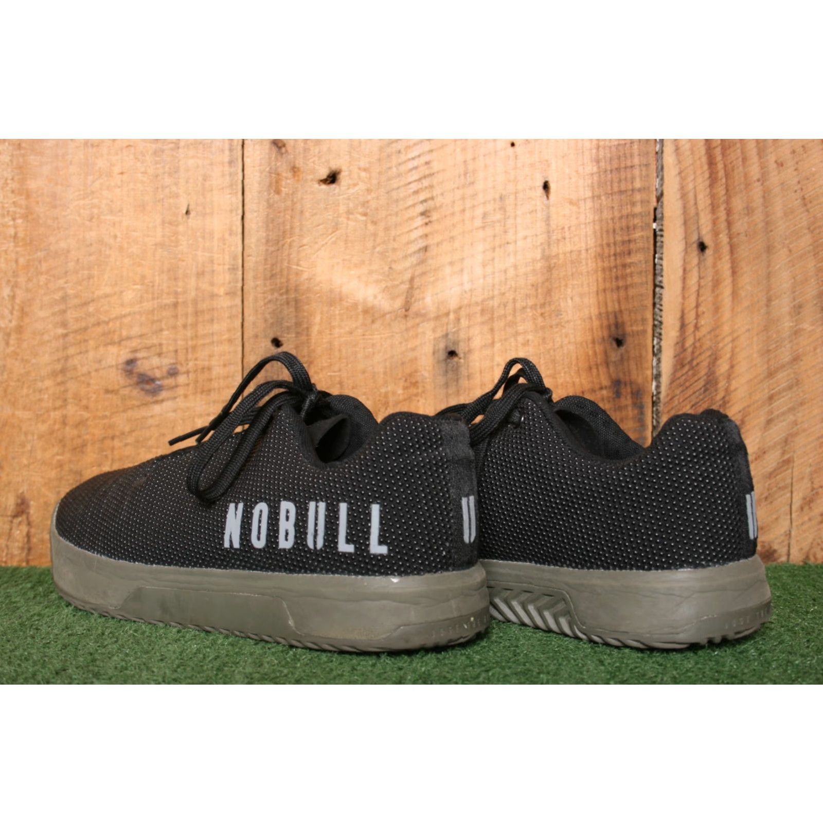Vintage NOBULL SuperFabric Trainer Plus Sneakers Black Sz. 8 Men’s | 9.5 Women’s Unisex Adults US 8 EU 41 Low Top Sneaker Modern Athletic Shoes Size US 7 / IT 37 - 3 Thumbnail