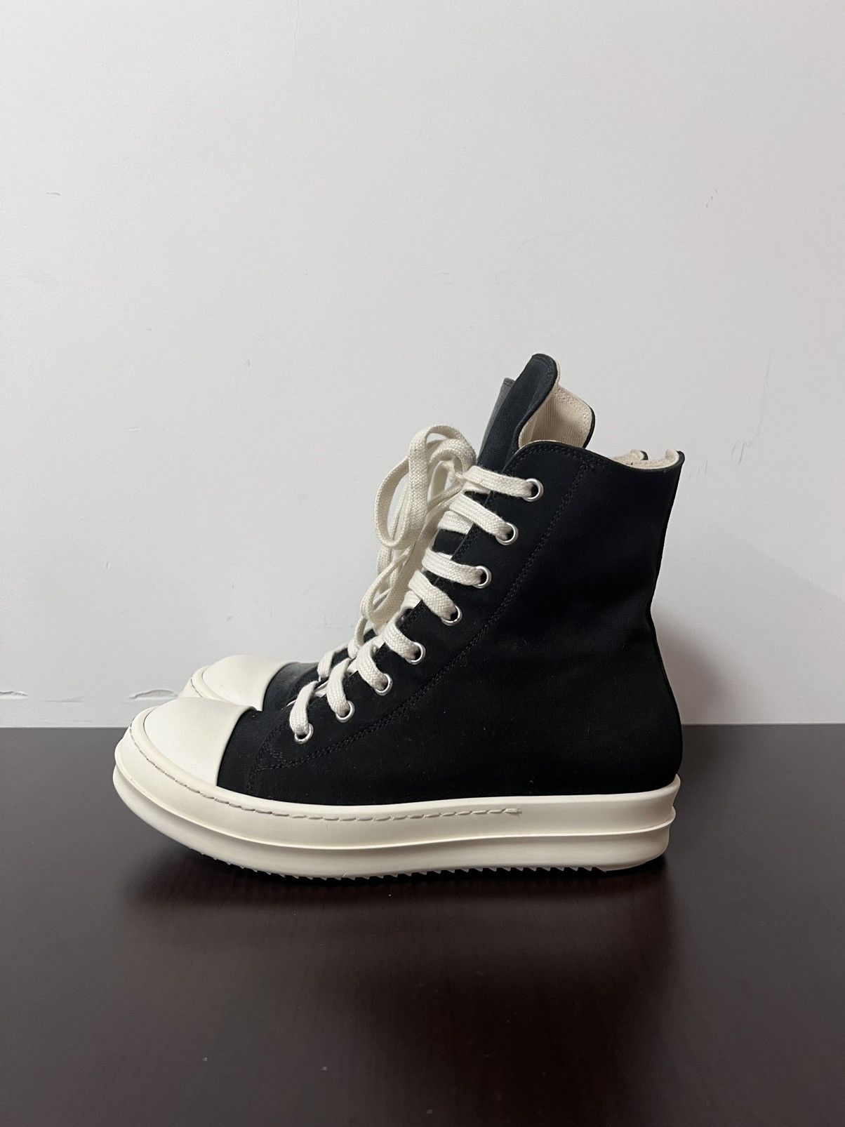 Rick Owens Drkshdw Rick owens drkshdw gradient ramones high top sneakers sz35.5 Size US 5.5 / IT 35.5 - 2 Thumbnail