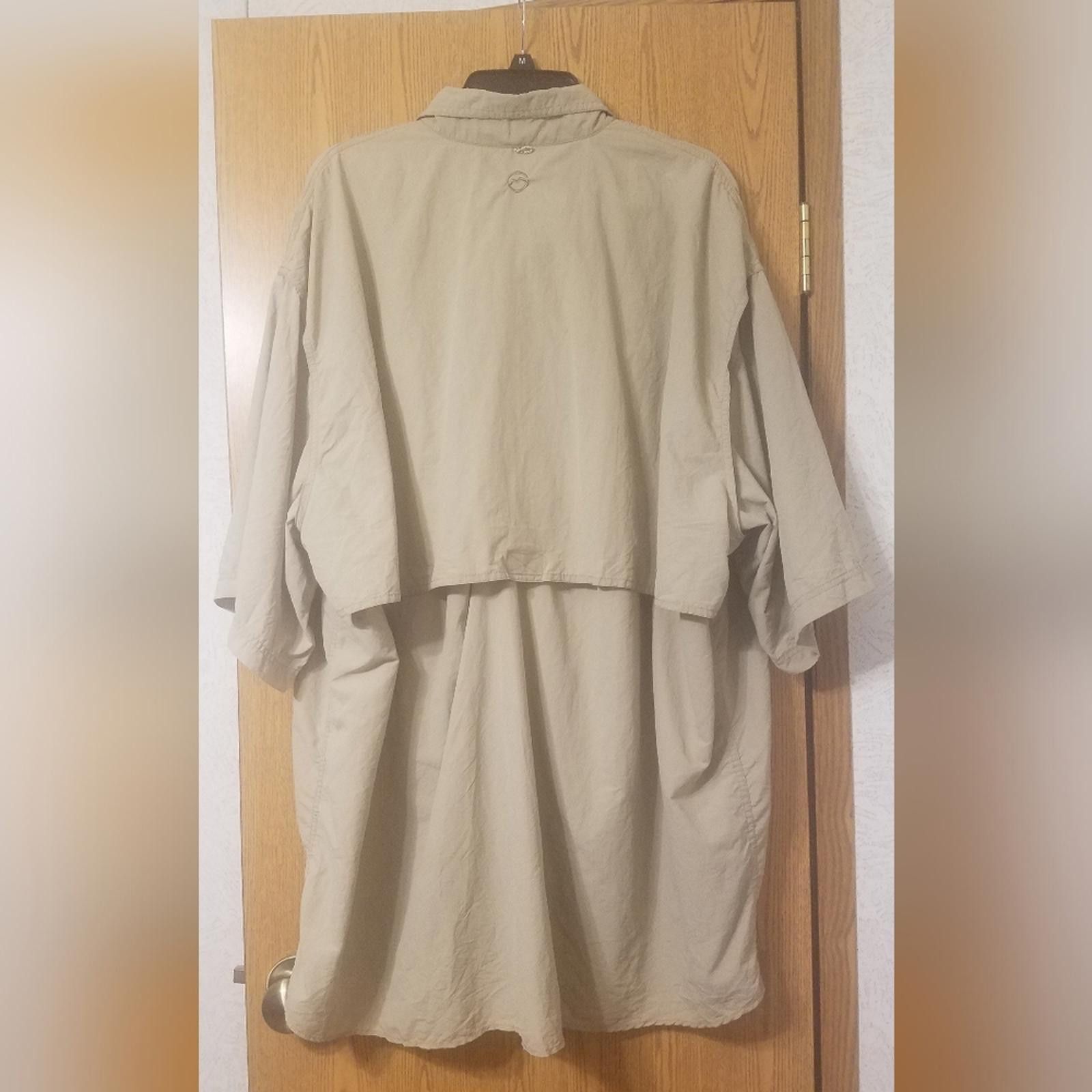 Designer Magellan Outdoors Beige Button Down Fish Gear Shirt 4XL Size US XXL / EU 58 / 5 - 2 Thumbnail