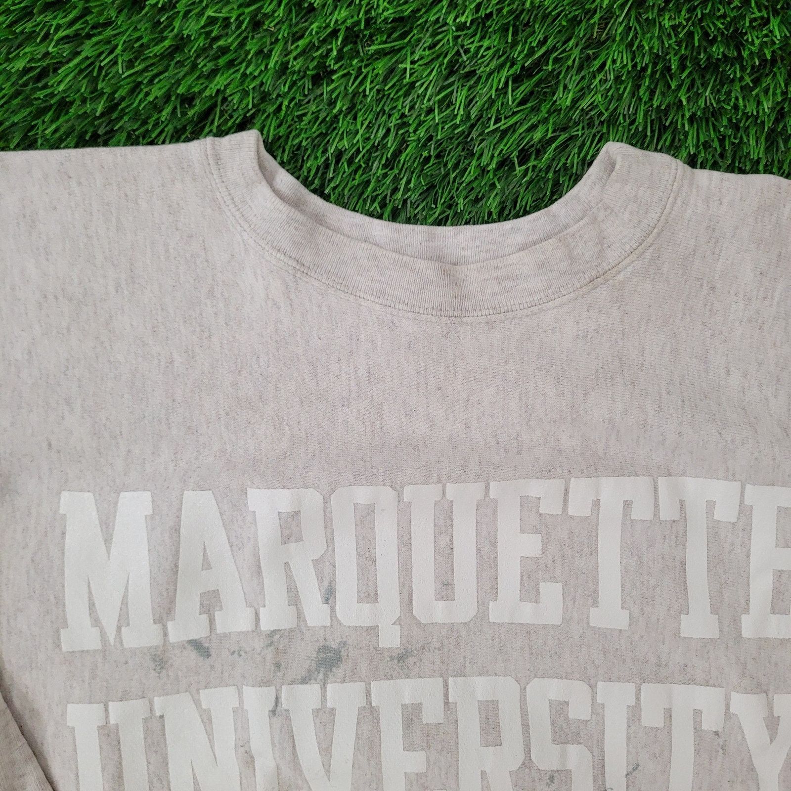Champion Vintage 80s Marquette Sweatshirt L/XL 23x24 Boxy Champion Size US XL / EU 56 / 4 - 12 Thumbnail