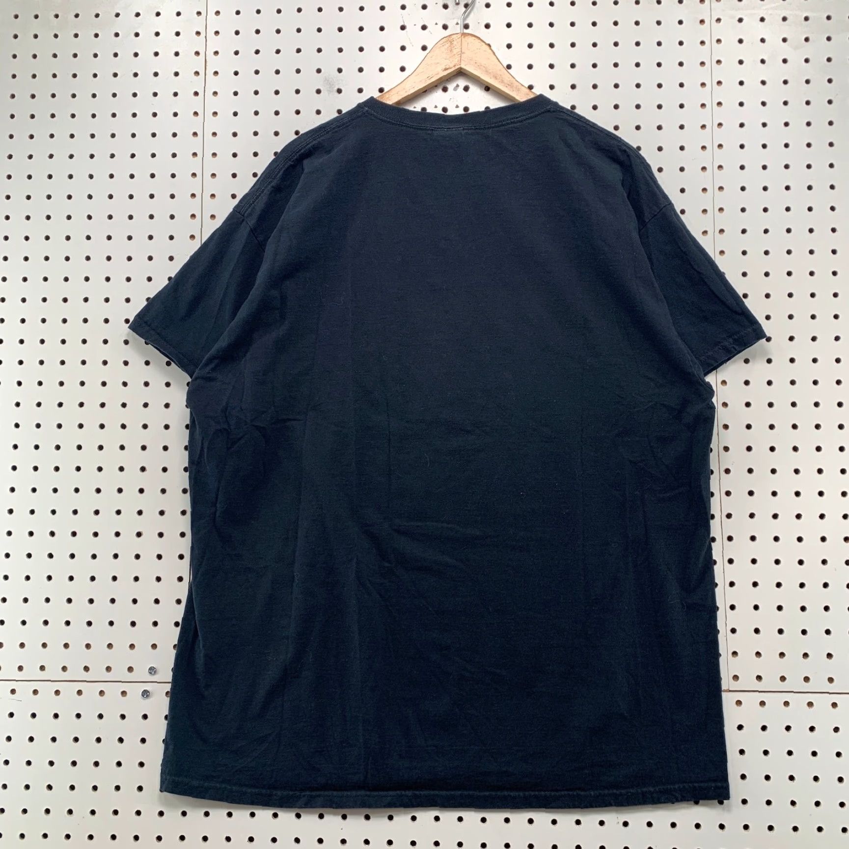 Fruit Of The Loom Edgar Allan Poes The Conqueror Worm Shirt Mens 2XL Black Horror Movie Art Shirt Size US XXL / EU 58 / 5 - 2 Thumbnail