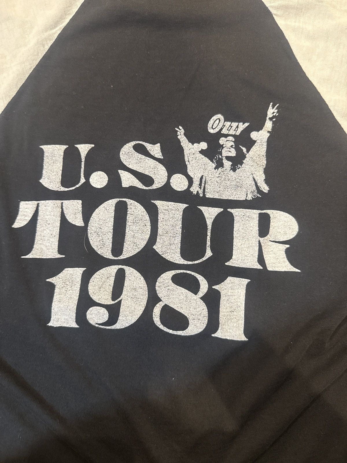 Vintage Ozzy Ozbourne 1981 World Tour Tee Size US M / EU 48-50 / 2 - 6 Thumbnail