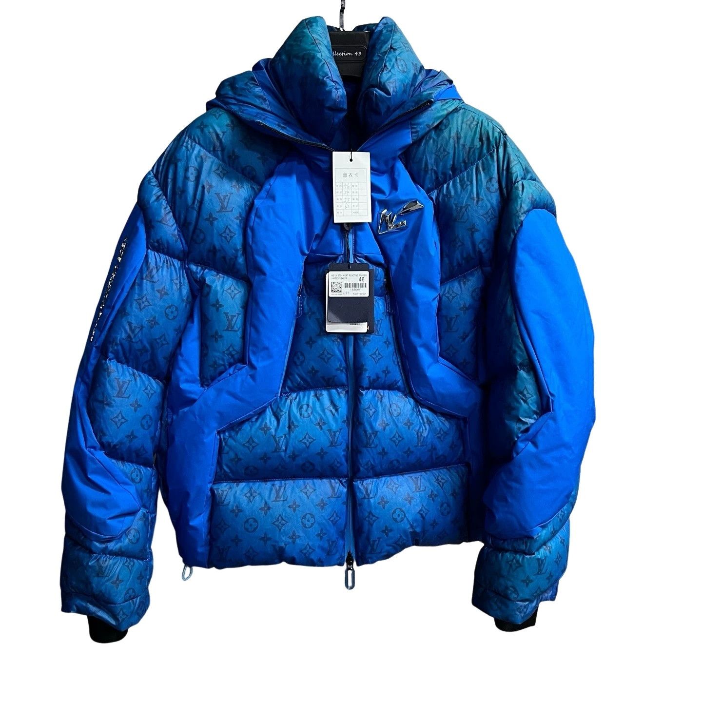 Louis Vuitton Louis Vuitton 2054 Heat Reactive Puffer Size 50 Size US M / EU 48-50 / 2 - 1 Thumbnail