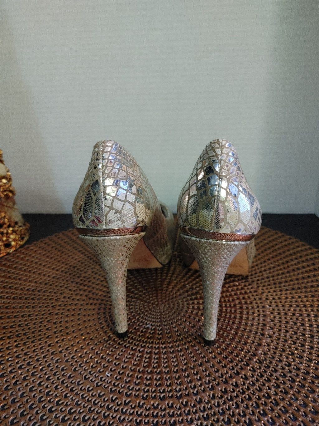 White House Black Market White House Black Market Snowflake Heels Size 6M Size US 6 / IT 36 - 5 Thumbnail