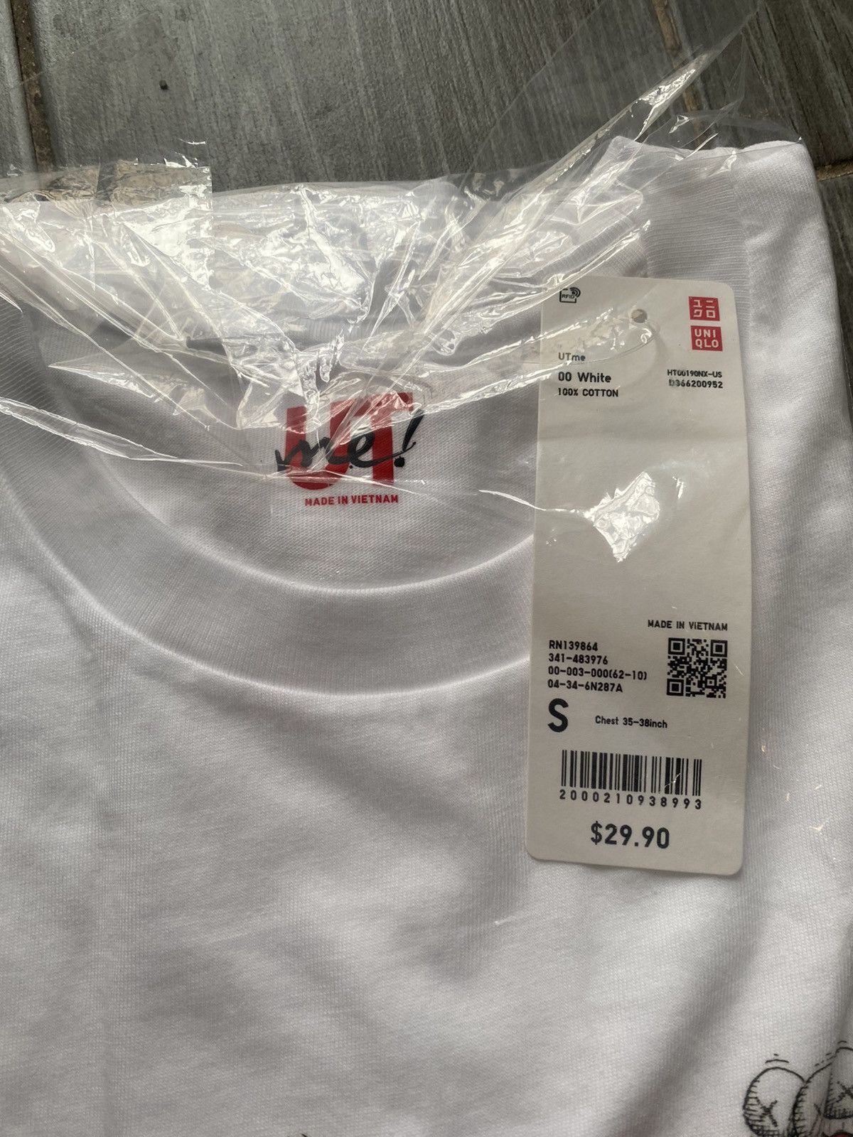 Kaws × Uniqlo Uniqlo Kaws Brooklyn Tee Exclusive to New York size small Size US S / EU 44-46 / 1 - 2 Thumbnail