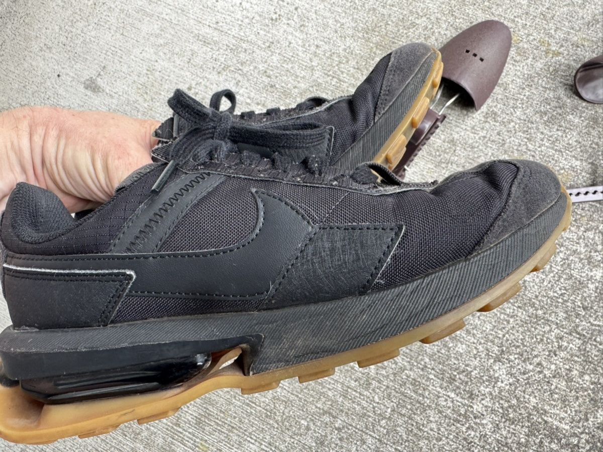 Nike Nike Air Max Pre-Day Black Gum DZ4397-001 2022 men's 7 Size US 7 / EU 40 - 9 Thumbnail