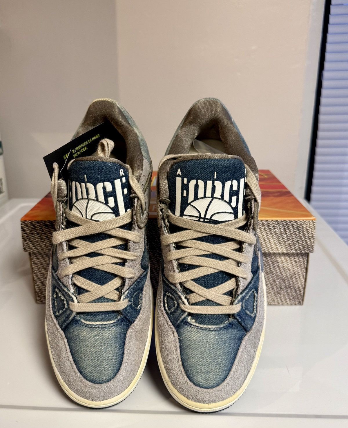 Nigo × Nike NIGO X LEVI'S X AIR FORCE 3 LOW 'OLIVE GREY' Size US 9 / EU 42 - 4 Thumbnail