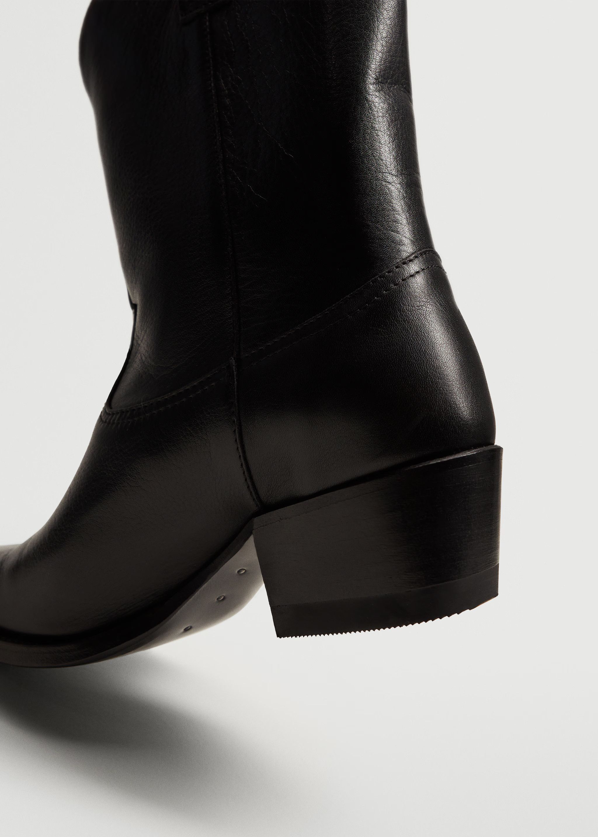 Fendi o1loc1c0824 Boot in Black Size US 10 / IT 40 - 4 Thumbnail