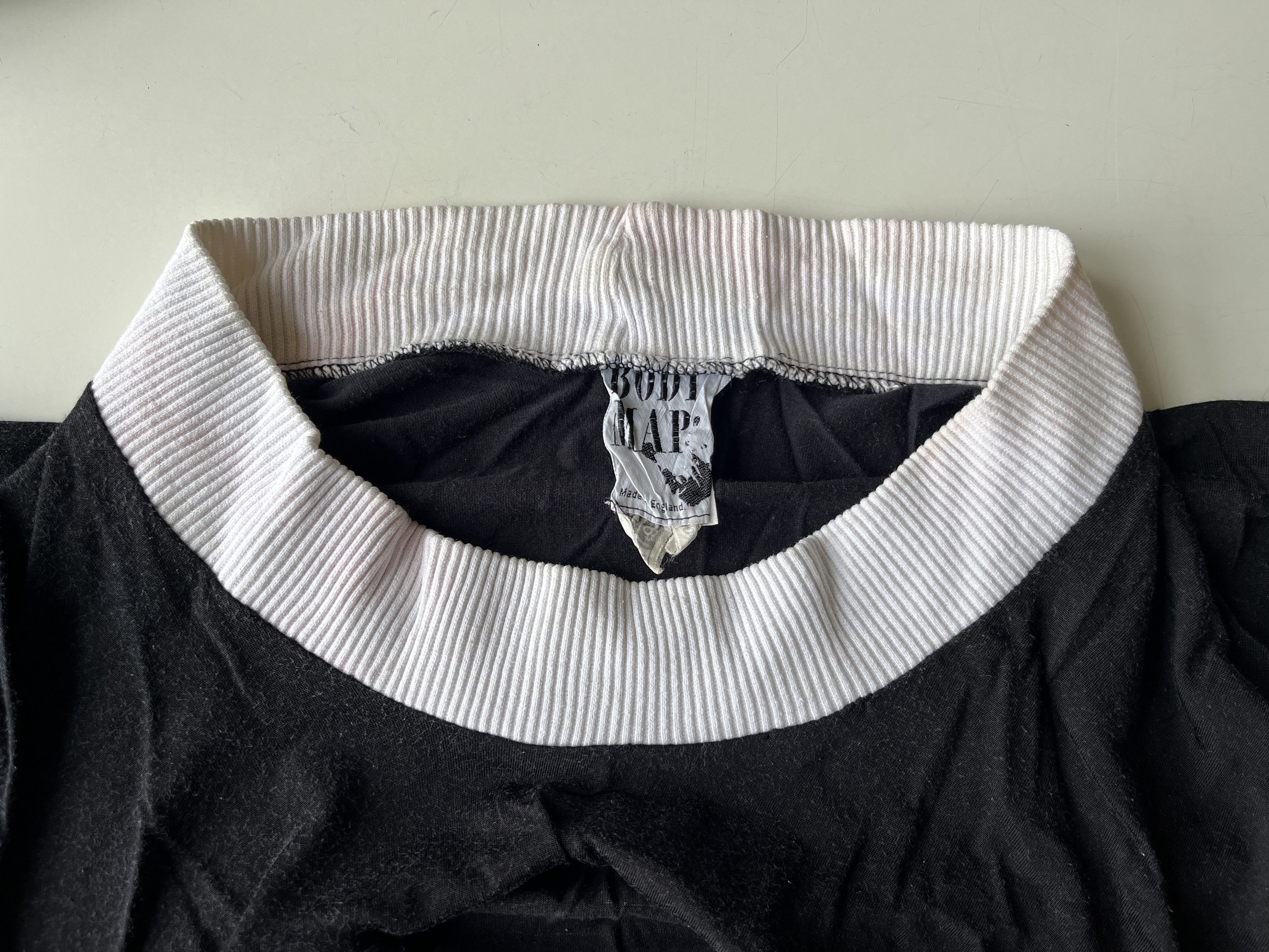 Other BodyMap 1984 - Extremely Rare cotton crop top Size US M / EU 48-50 / 2 - 5 Thumbnail