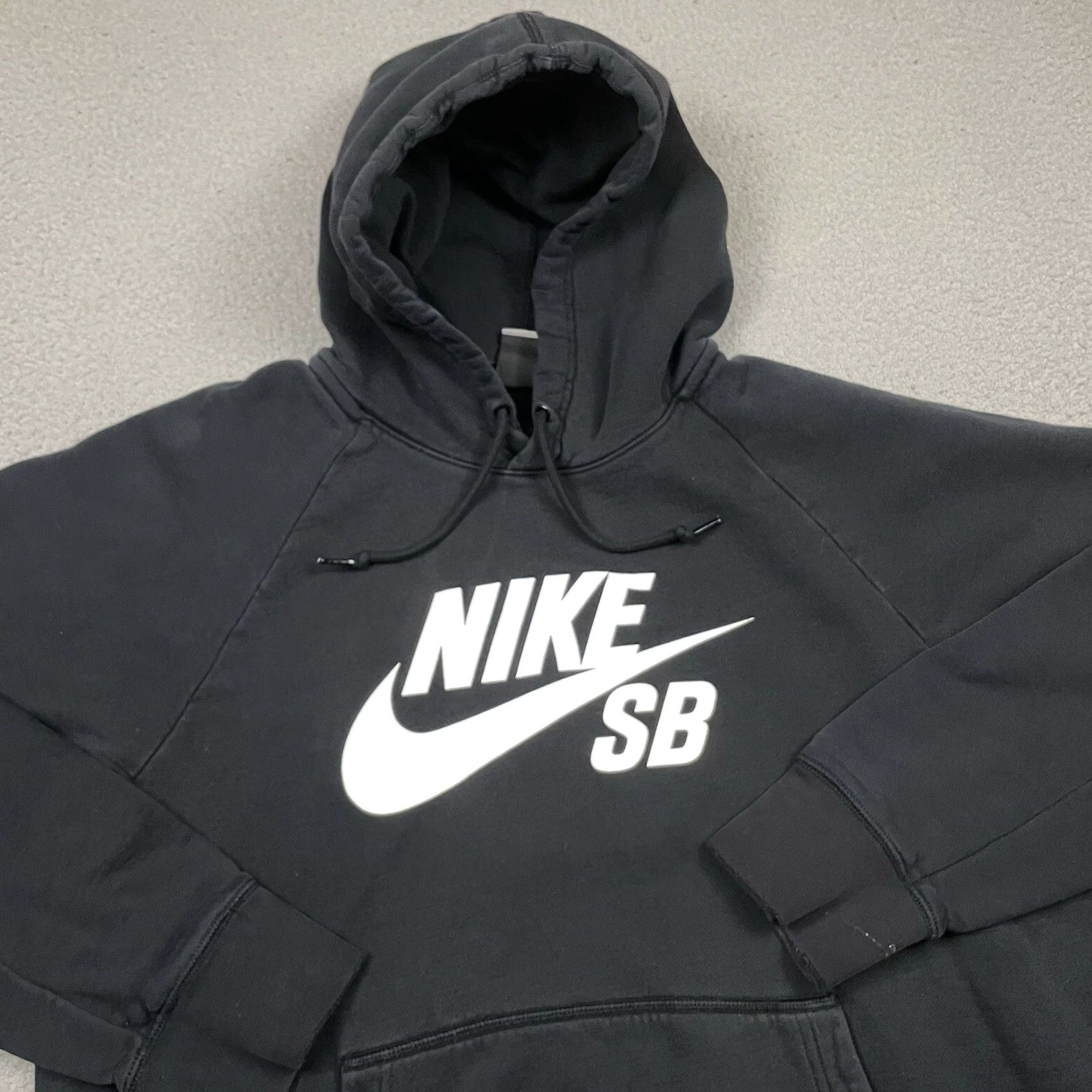 Nike VINTAGE Nike SB Sweatshirt Hoodie Adult L Black Logo 90s Grunge Skateboarding Y2K Size US L / EU 52-54 / 3 - 2 Thumbnail