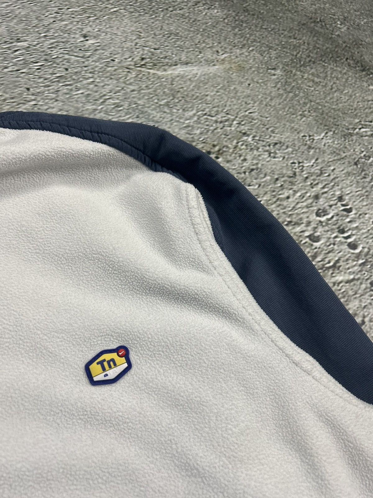 Nike Nike TN vintage fleece jacket white reflective anorak 2000s Size US L / EU 52-54 / 3 - 3 Thumbnail