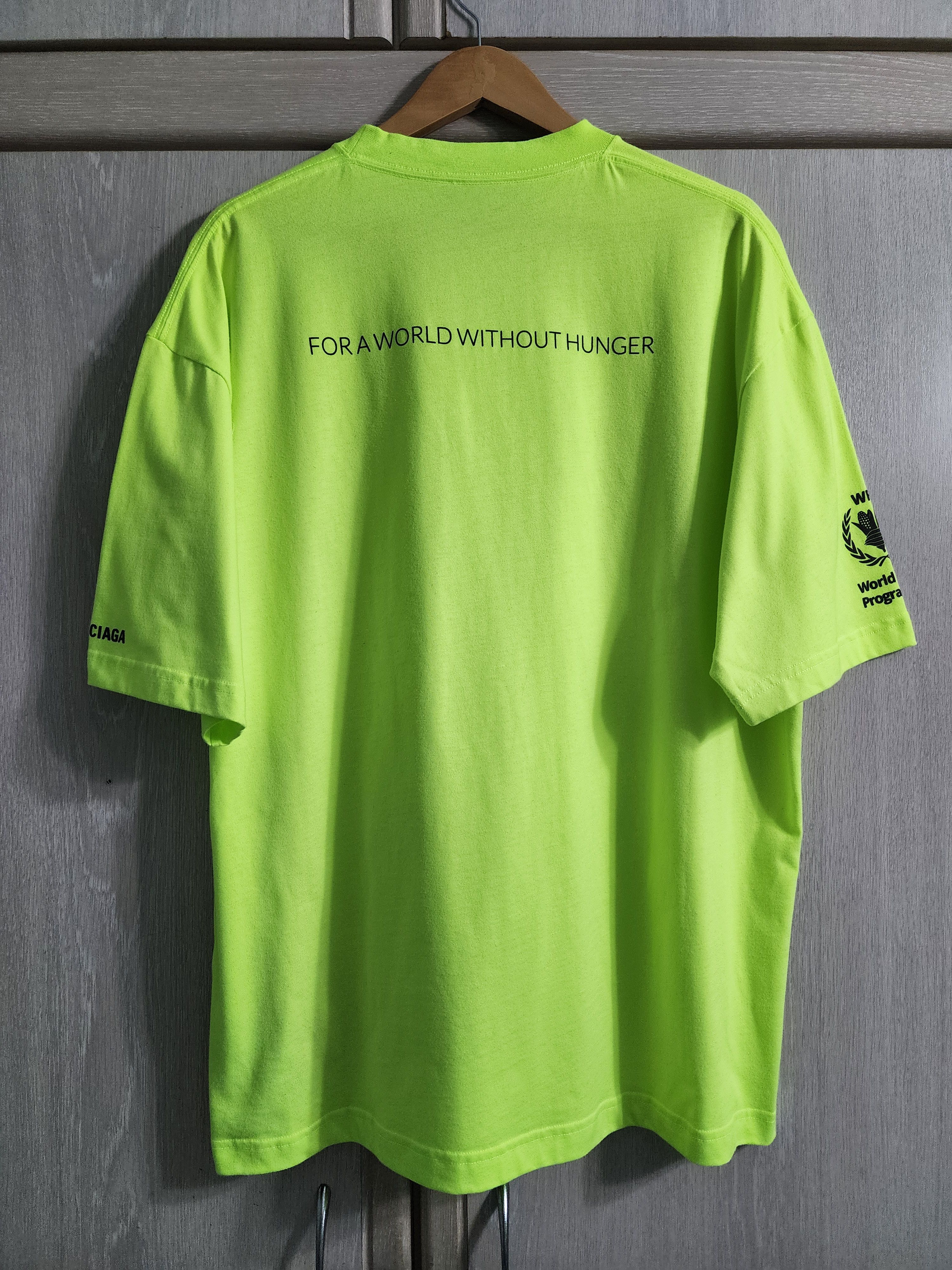 Balenciaga World Food Programme T-Shirt Size US XL / EU 56 / 4 - 2 Thumbnail