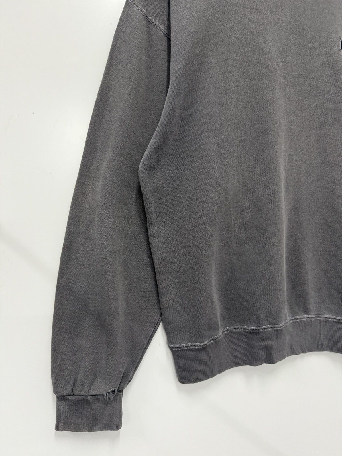 Russell Athletic 🔥 Russel Athletic Dyed Distressed Plain Roundneck Sweat Size US M / EU 48-50 / 2 - 3 Thumbnail