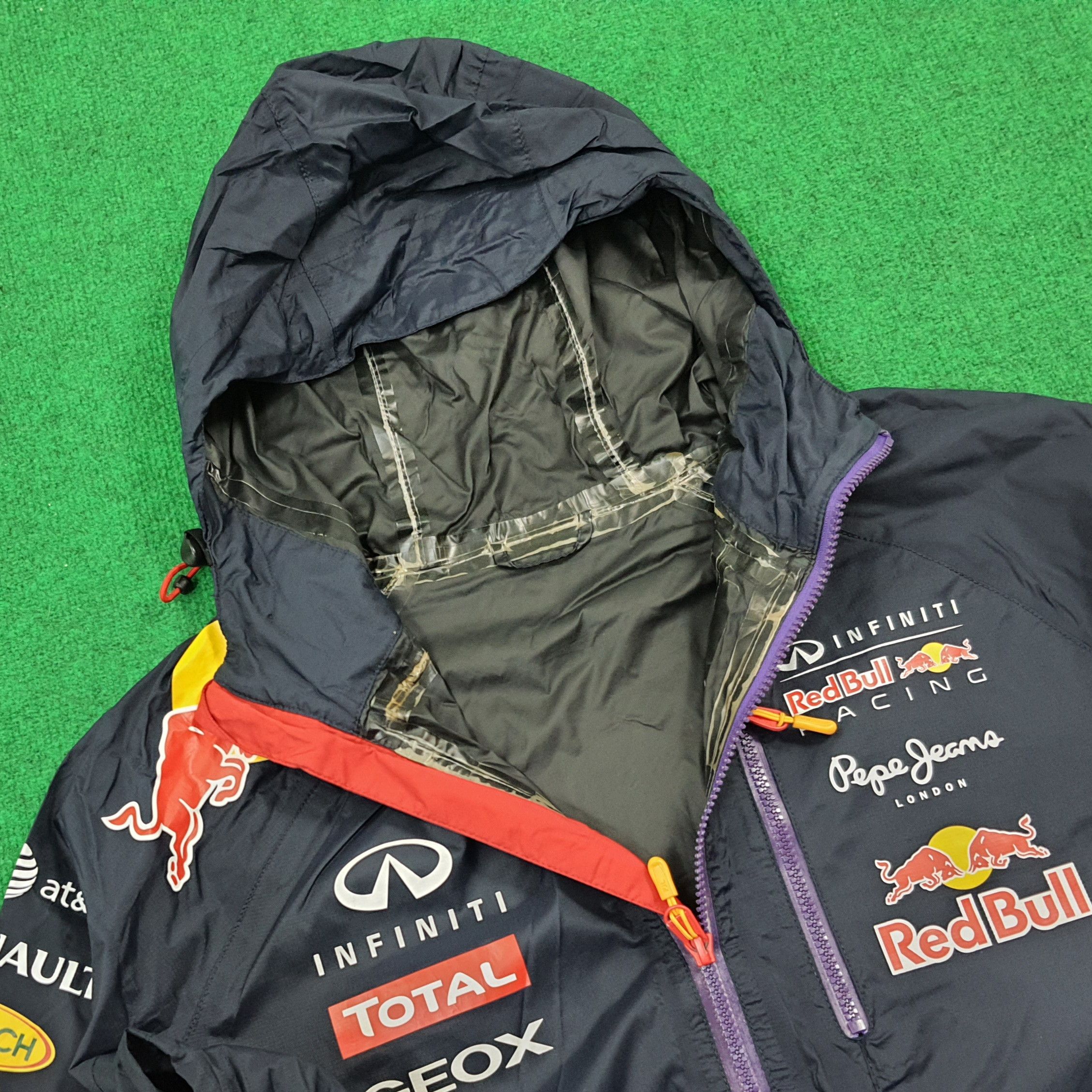 Pepe Jeans × Red Bull × Vintage Vintage Pepe Jeans Red Bull Rain Coat Hoodie Jacket Size US L / EU 52-54 / 3 - 5 Thumbnail