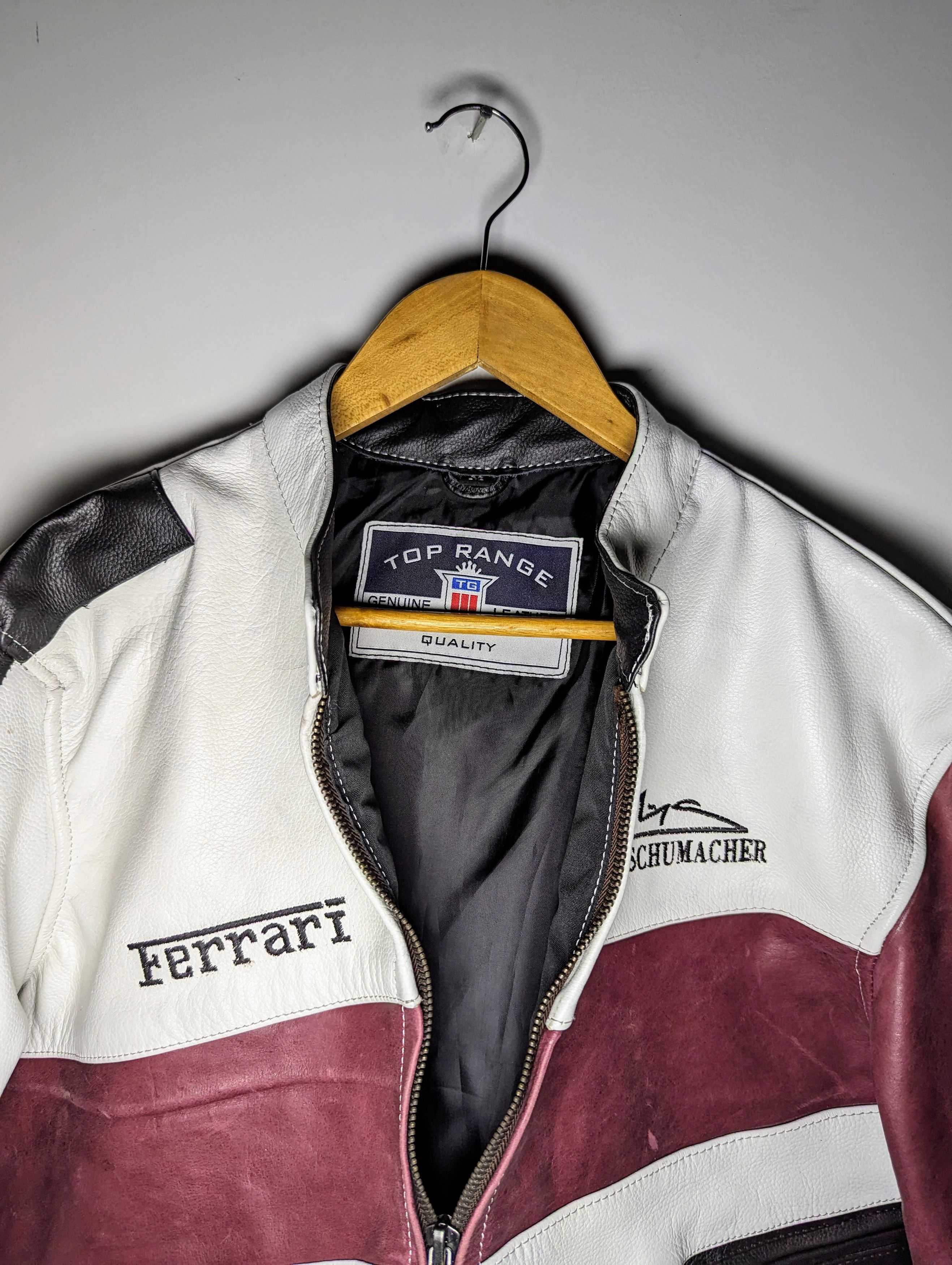 Genuine Leather 🔥💸 FERRARI 👀 LEATHER JACKET F1 STREETWEAR Size US M / EU 48-50 / 2 - 8 Thumbnail
