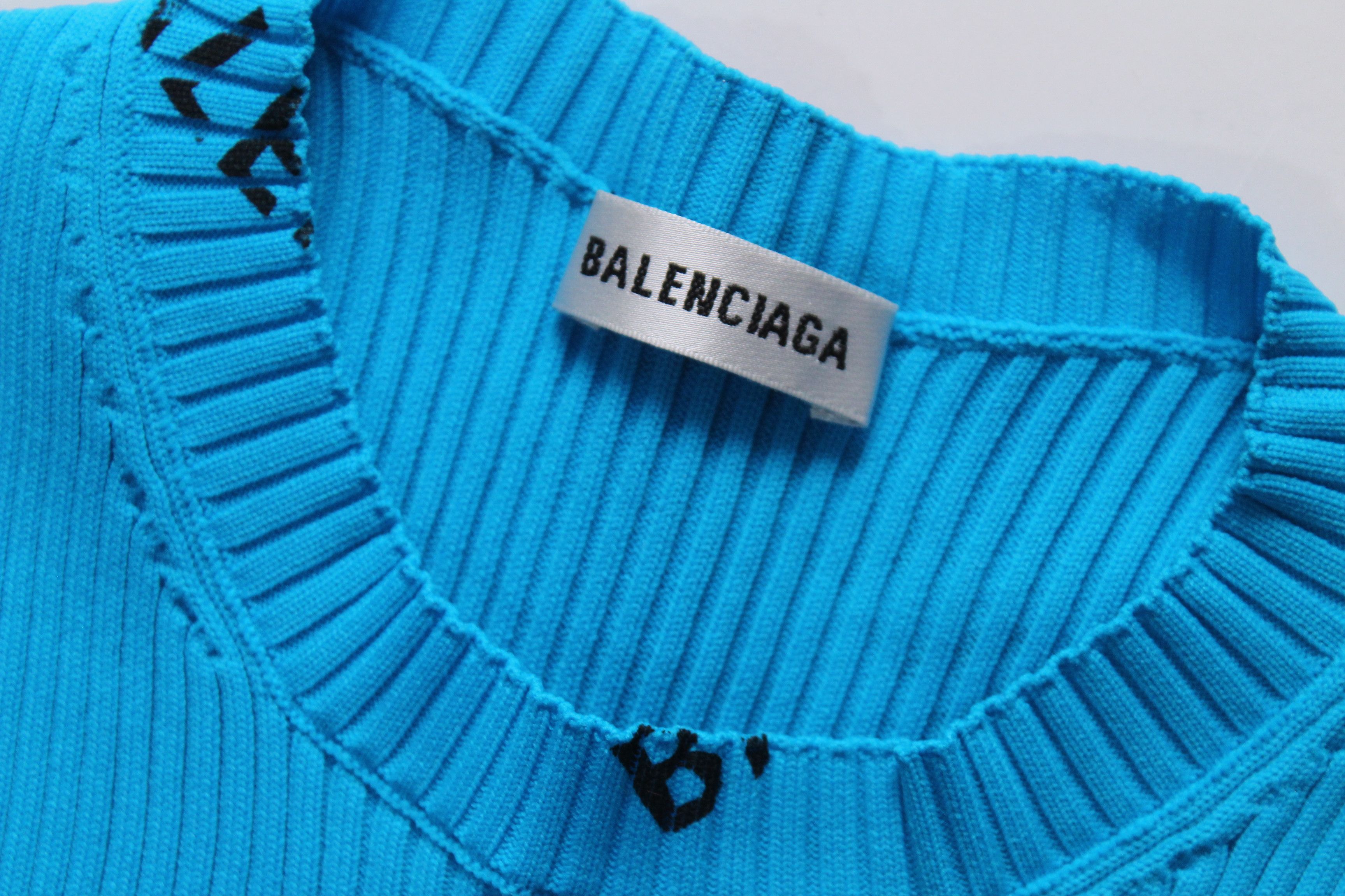 Balenciaga Balenciaga Sweater Size M Authentic Size M / US 6-8 / IT 42-44 - 8 Thumbnail