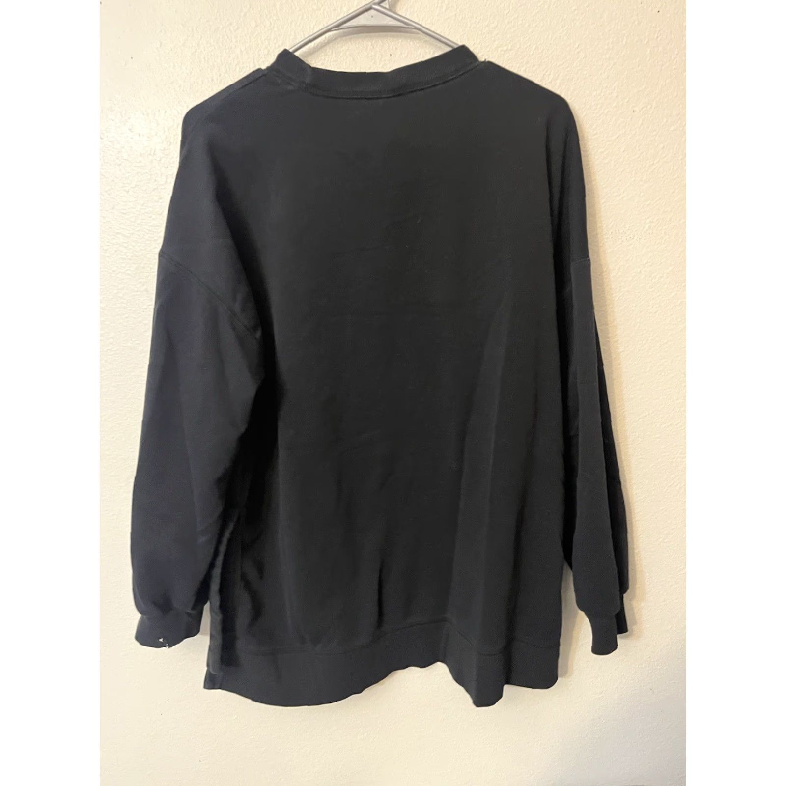 Old Navy Old Navy Women's Black Solid Sweatshirt Size M Slits Hem Size M / US 6-8 / IT 42-44 - 3 Thumbnail