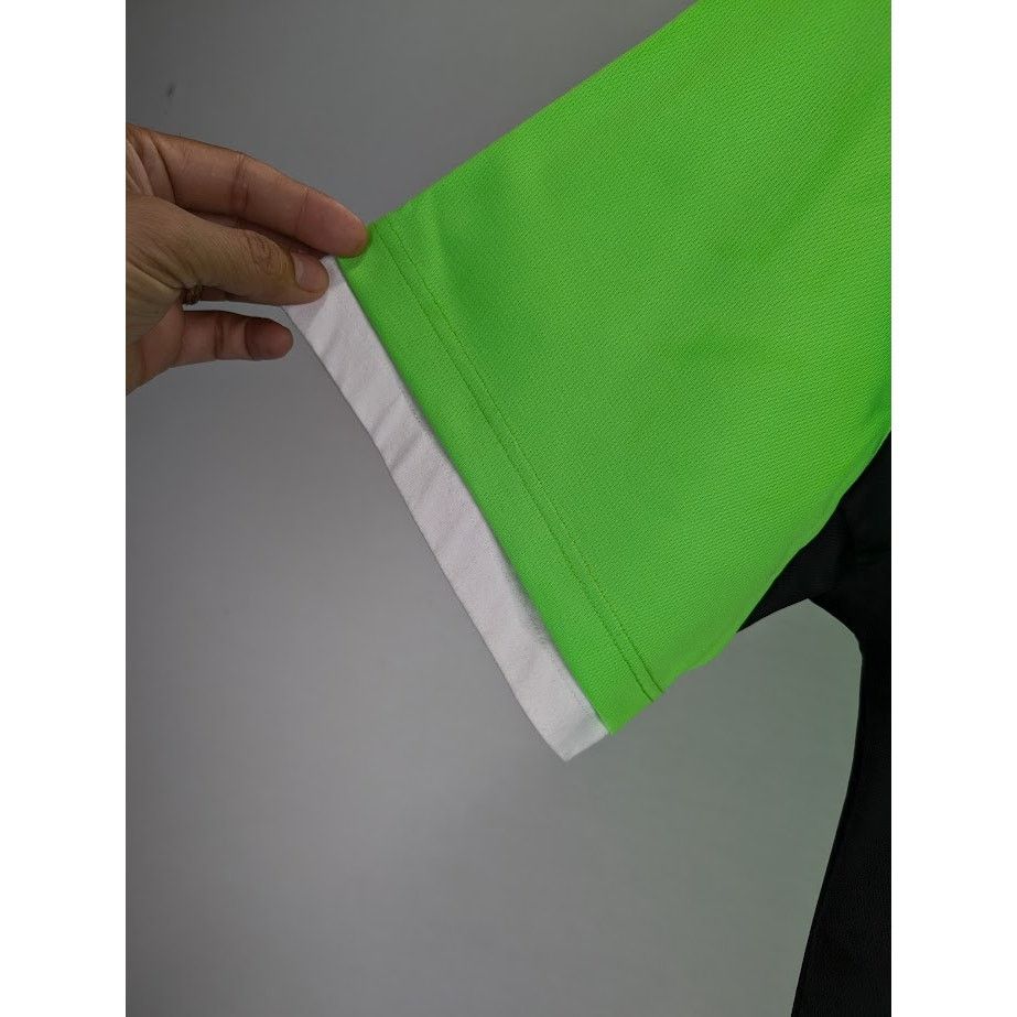 Balenciaga o1rshd1 Layered S/S Polo Shirt Pique in Green-Dark Green Size US XXS / EU 40 - 4 Thumbnail