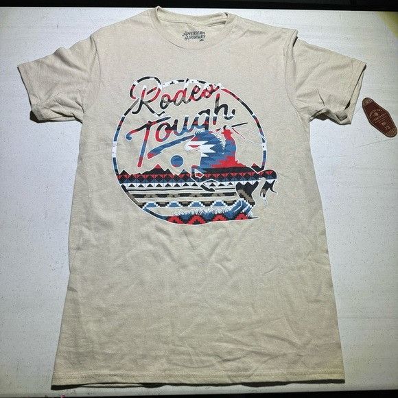 Other NWT AMERICAN HIGHWAY RODEO TOUGH CREAM T-SHIRT SZ SMALL S Size US S / EU 44-46 / 1 - 1 Thumbnail
