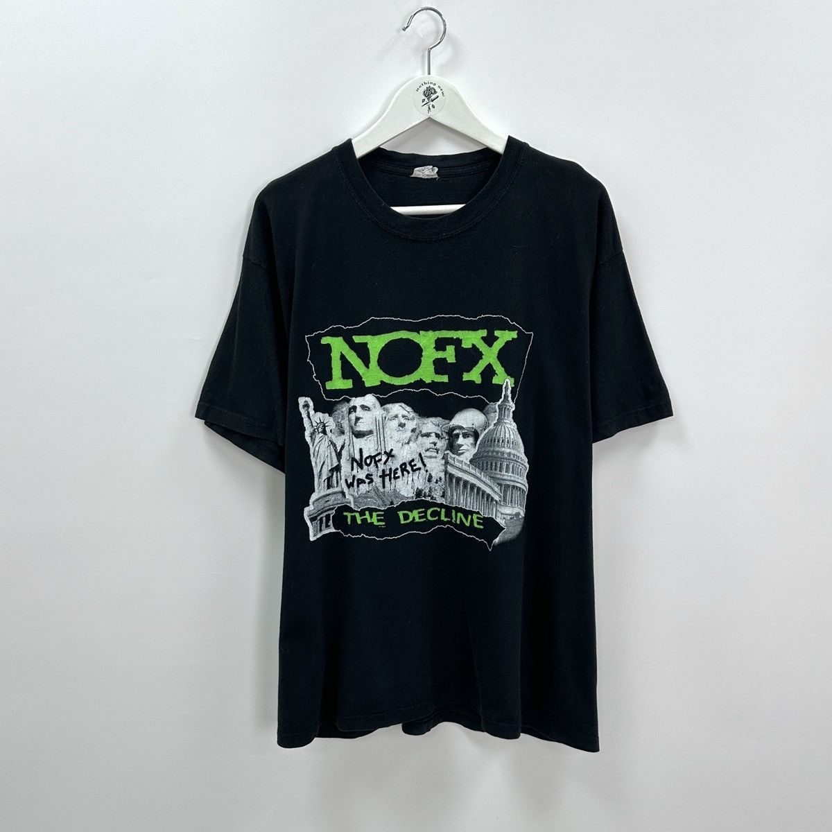 山田bot さま】NOFX「THE DECLINE」TシャツXL FAT - メルカリ