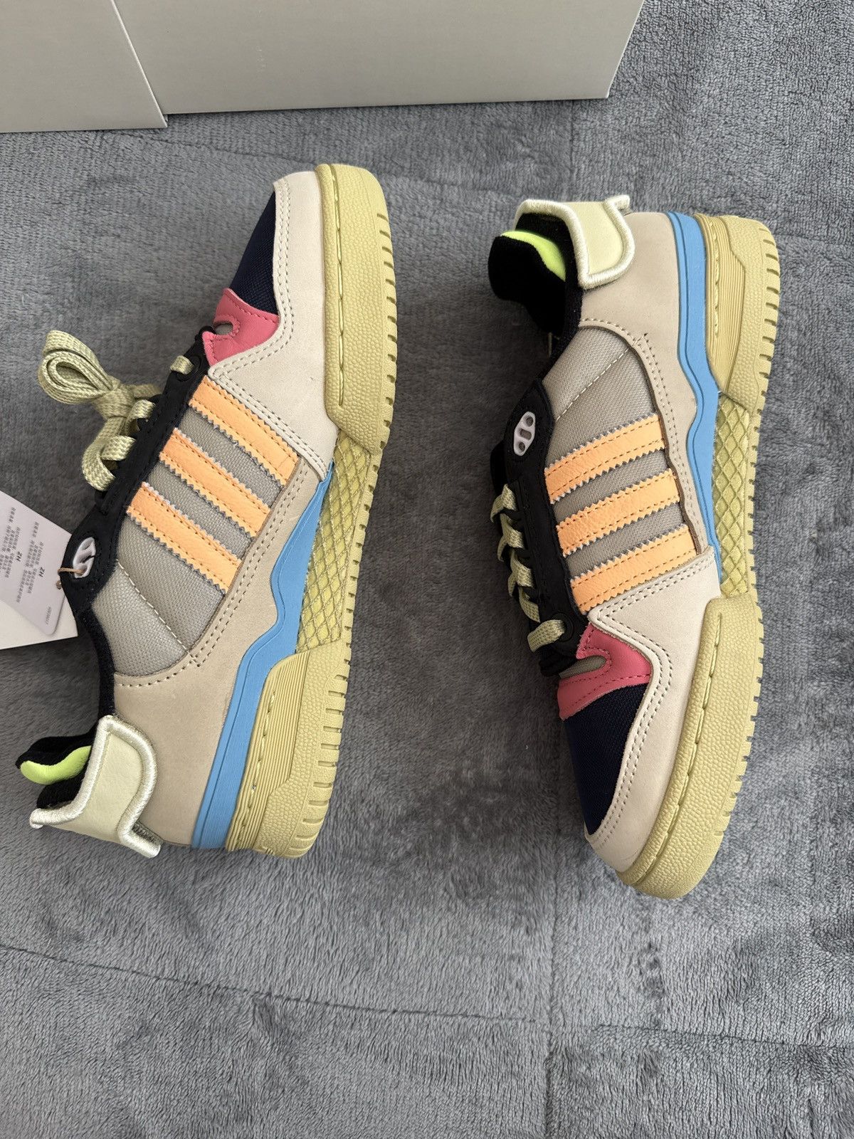 Adidas Bad Bunny Forum PWR Size US 6.5 / IT 36.5 - 5 Thumbnail