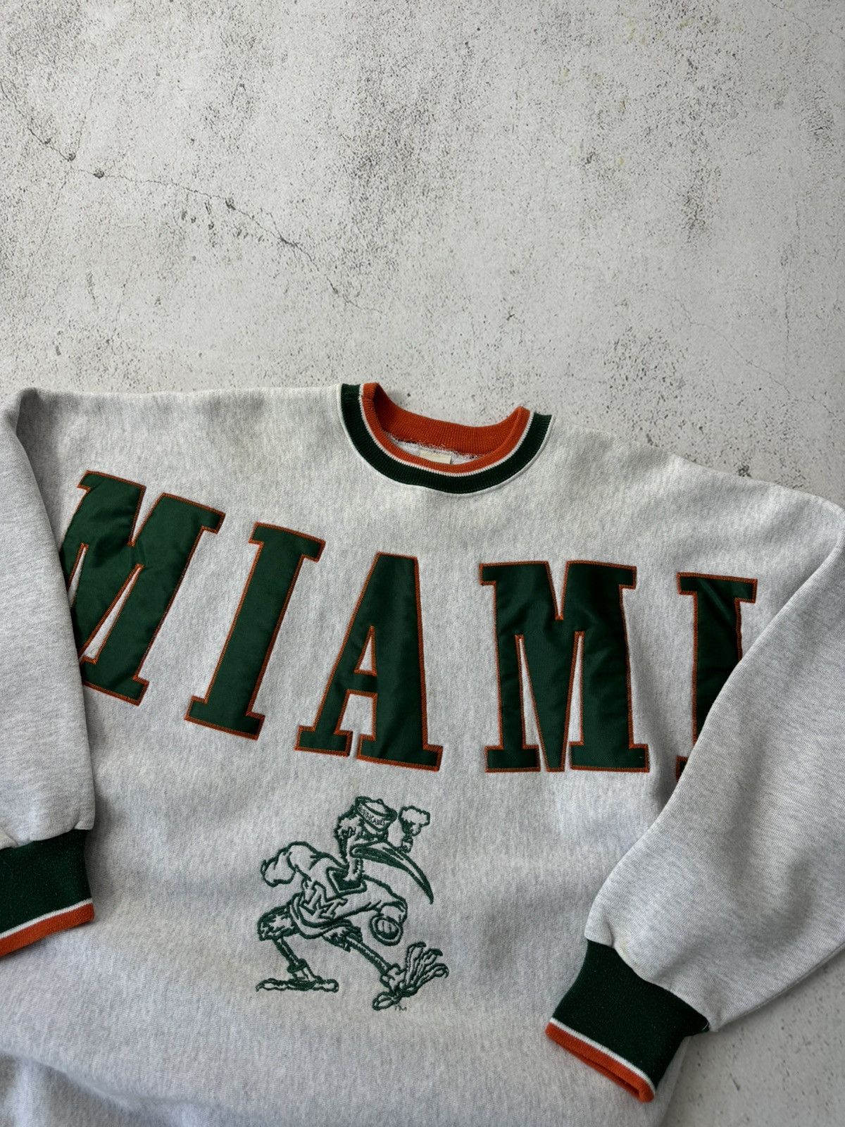 Vintage Legends USA Vintage Miami Hurricanes Sweatshirt Size US M / EU 48-50 / 2 - 3 Thumbnail