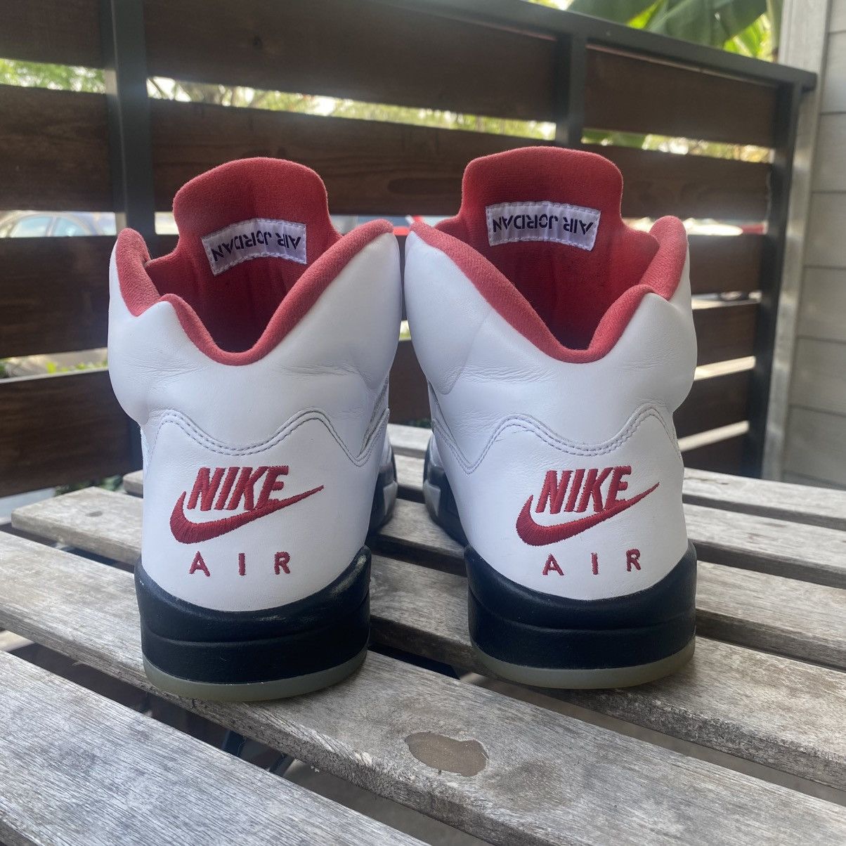 Jordan Brand Jordan 5 Retro ‘Fire Red’ Silver Tongue 2020 Size US 11 / EU 44 - 8 Thumbnail