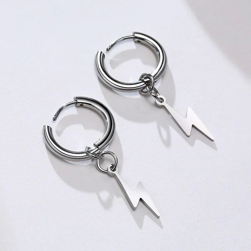 Japanese Brand × Vintage 1Pair Lightning Charm Earrings Size ONE SIZE - 1 Thumbnail