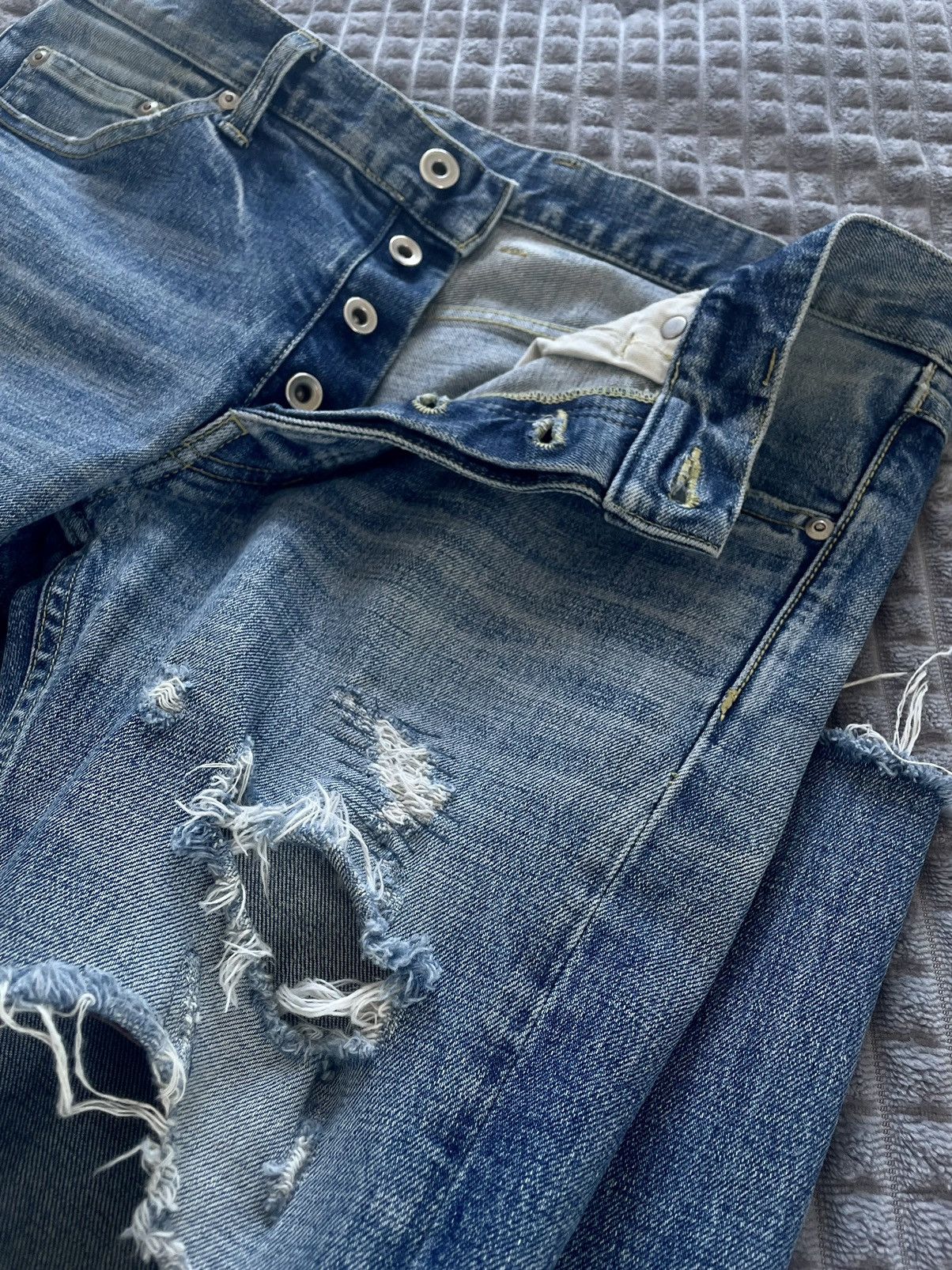 Isamu Katayama Backlash Isamu Katayama Backlash Rock’n’roll Distressed Slim Jeans Size US 34 / EU 50 - 7 Thumbnail