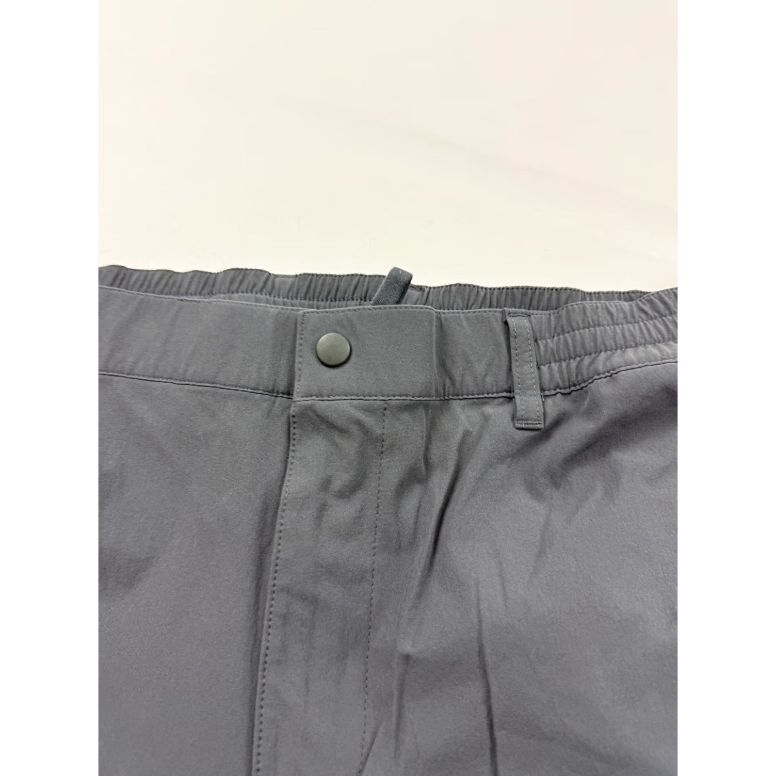 Uniqlo Uniqlo Rain Pants Mens XL Gray Elastic Waist Lightweight Outdoor Pants Size US 36 / EU 52 - 2 Thumbnail