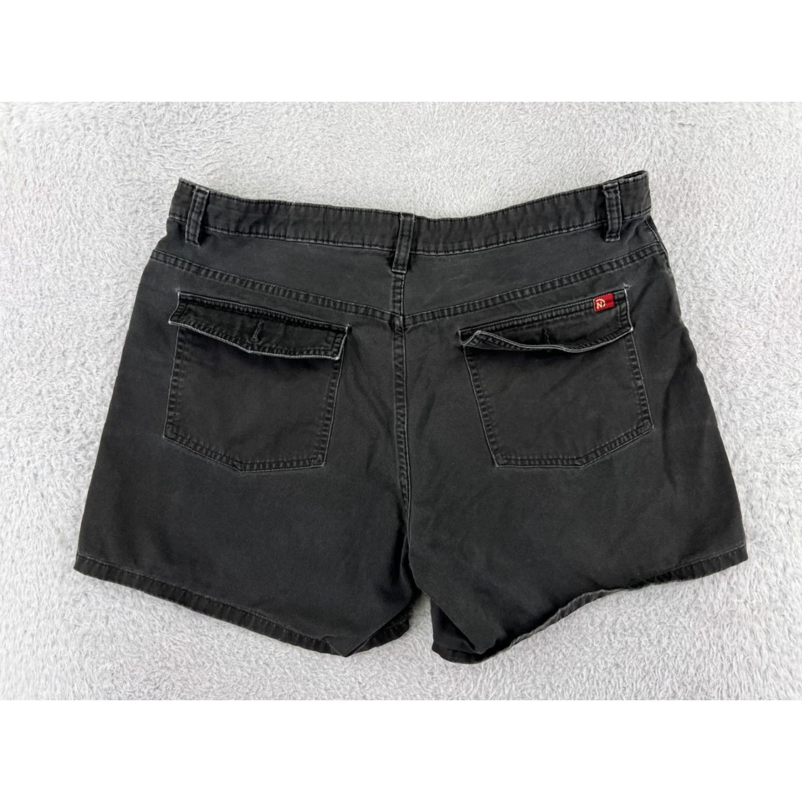 Nautica Nautica Shorts Women 14 Black 100% Cotton Twill 5-Pocket Zip Fly | Regular Fit | Inseam 5" | Womens Size 36" / US 14 / IT 50 - 2 Thumbnail